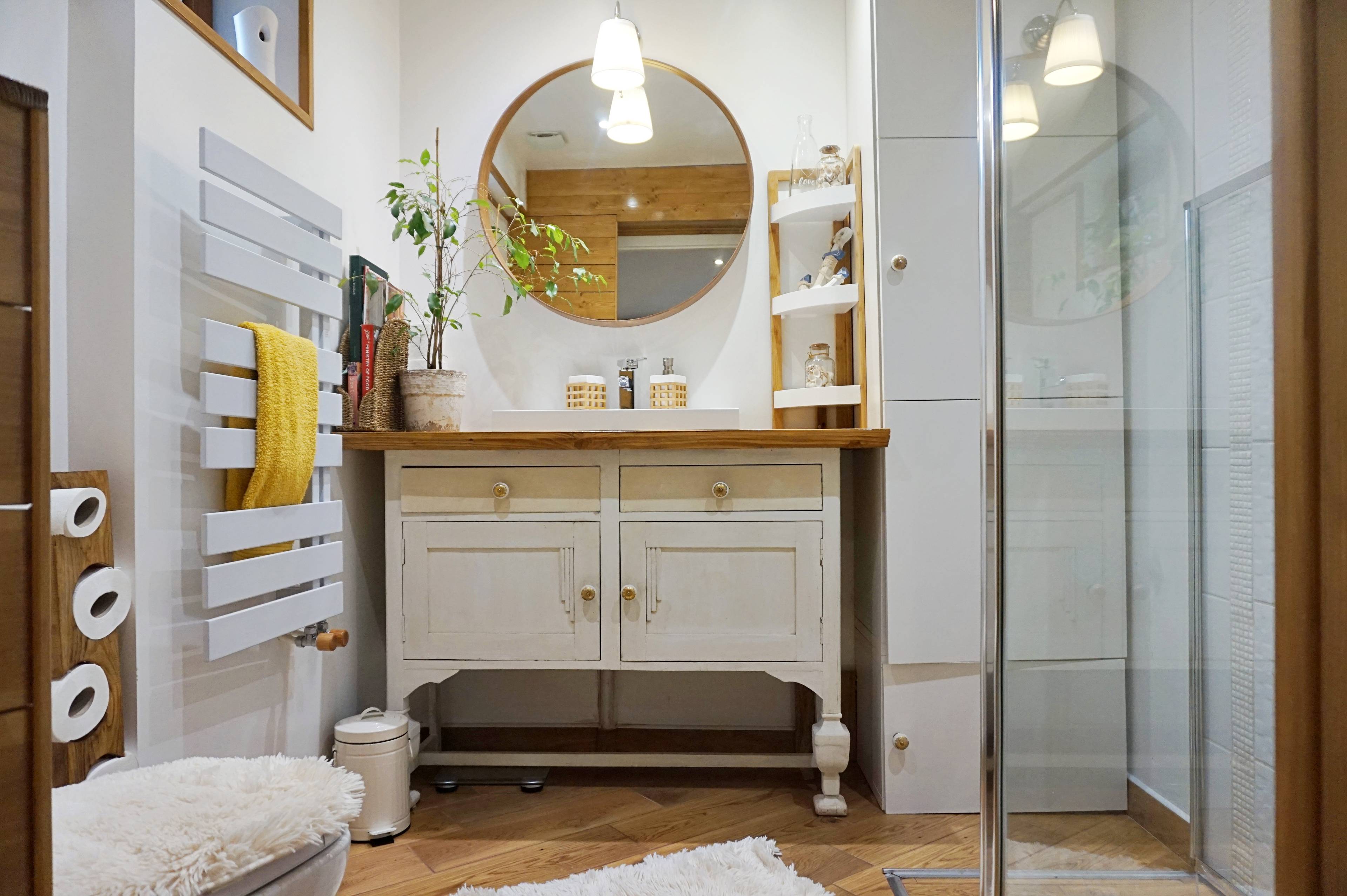 Bathroom Two