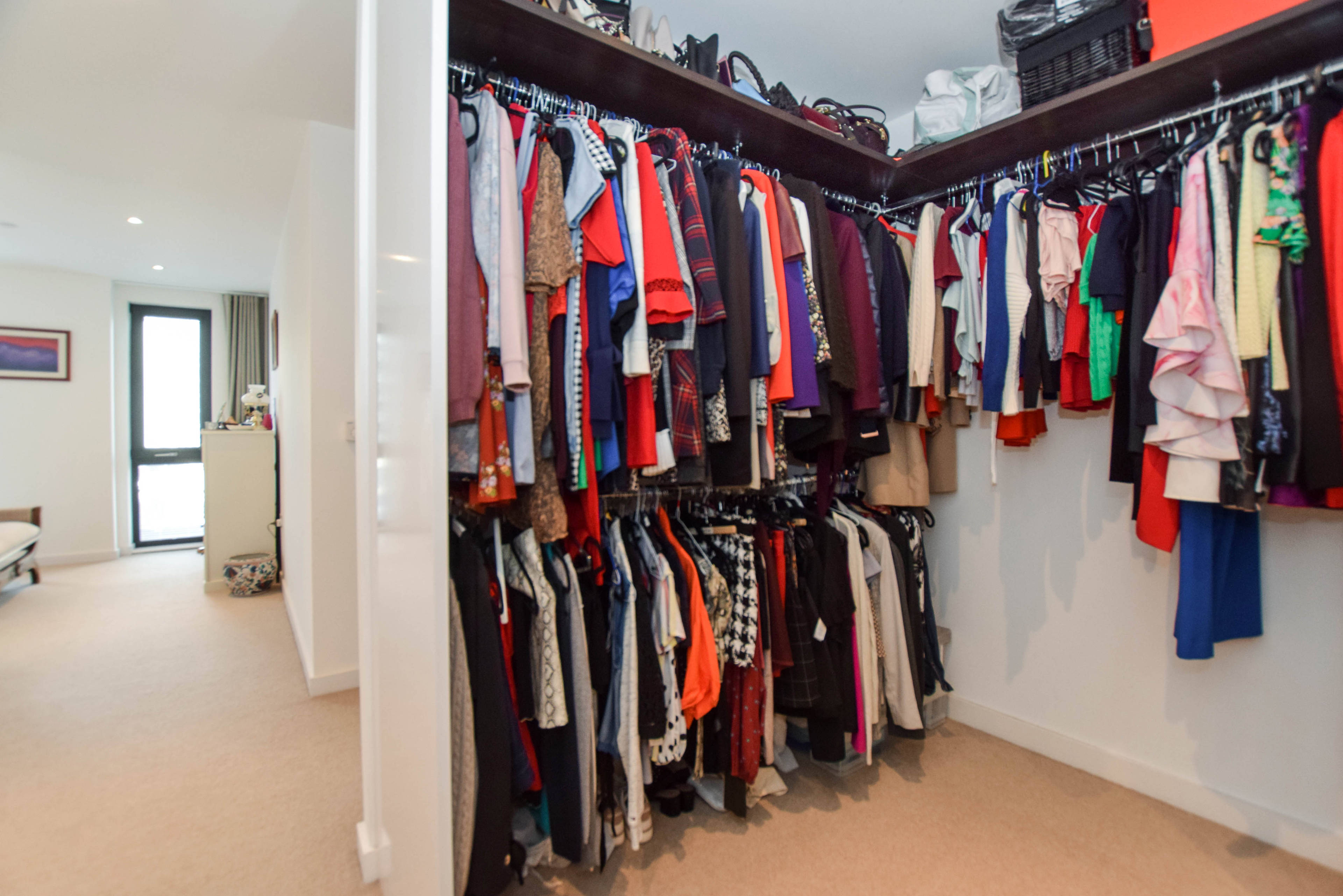 Walk-in Wardrobe