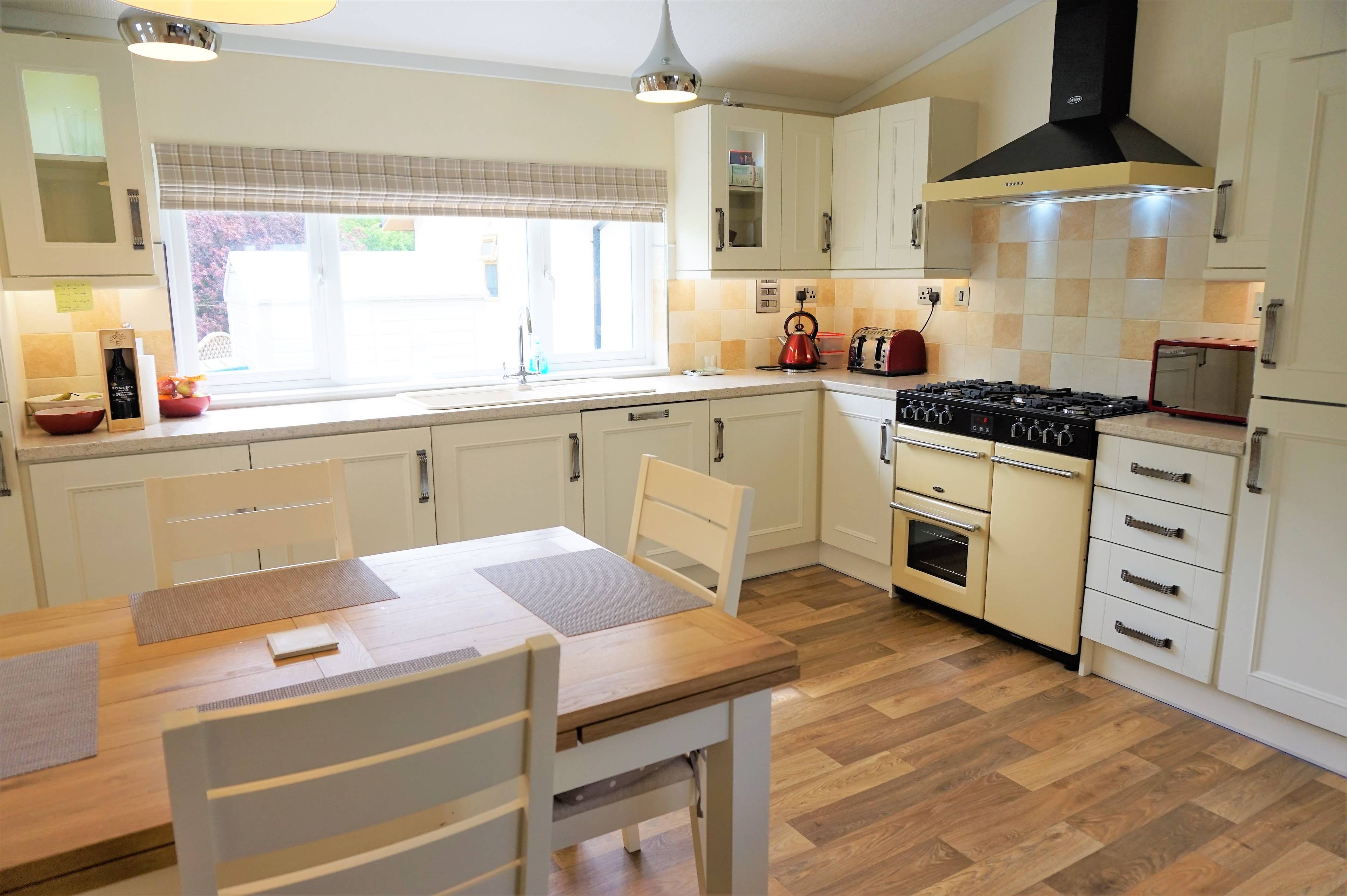 Kitchen / Diner