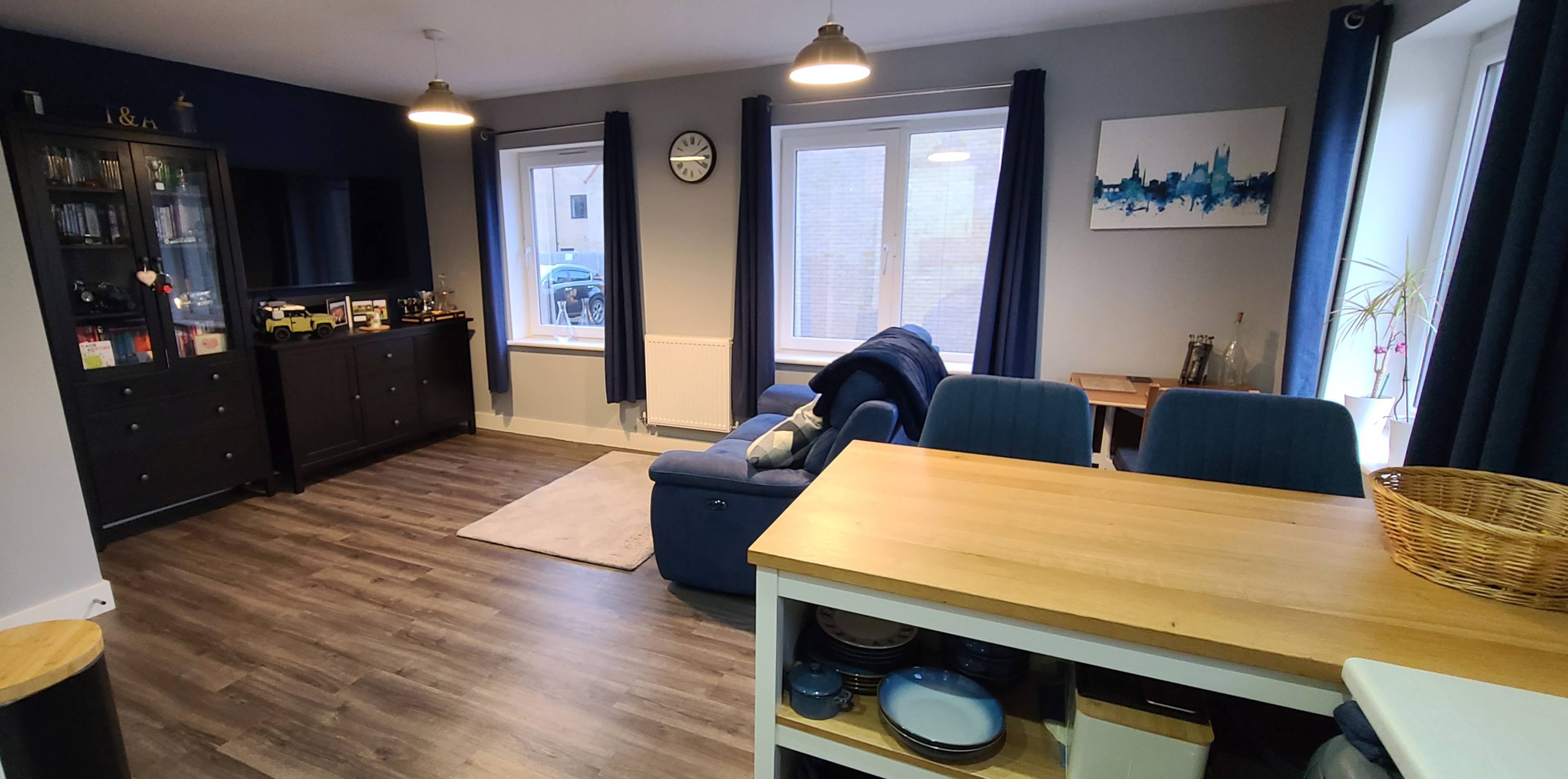 Lounge / Kitchen