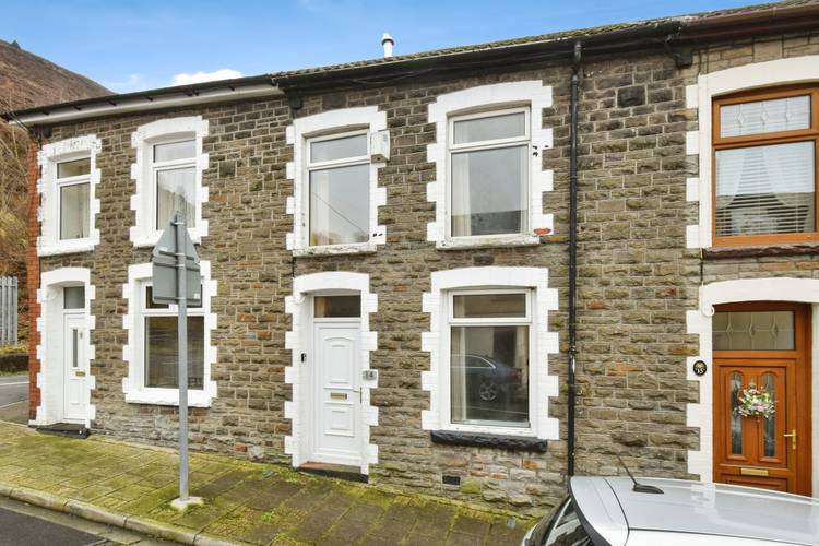 3 bedroom terraced house