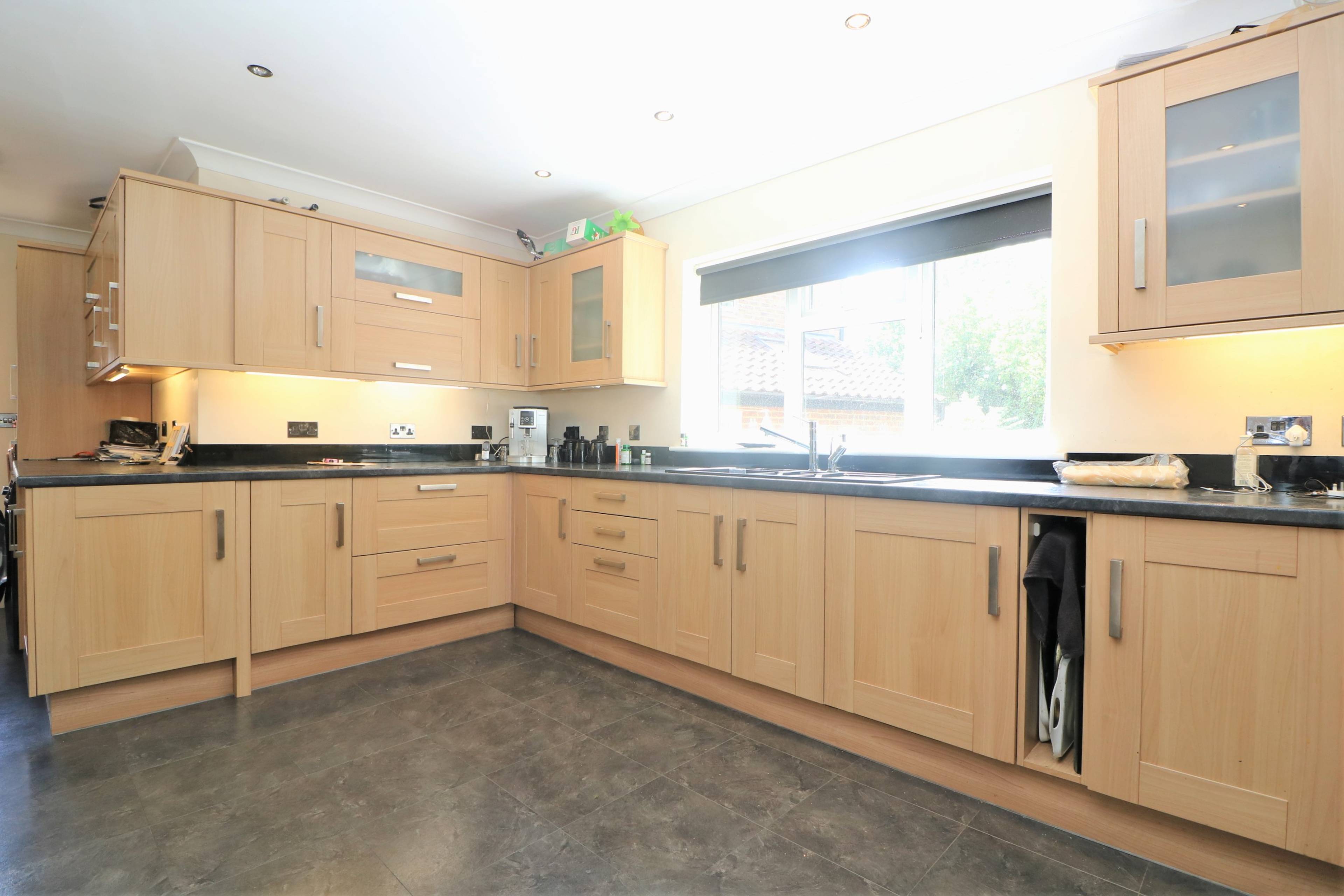 Kitchen/Breakfast