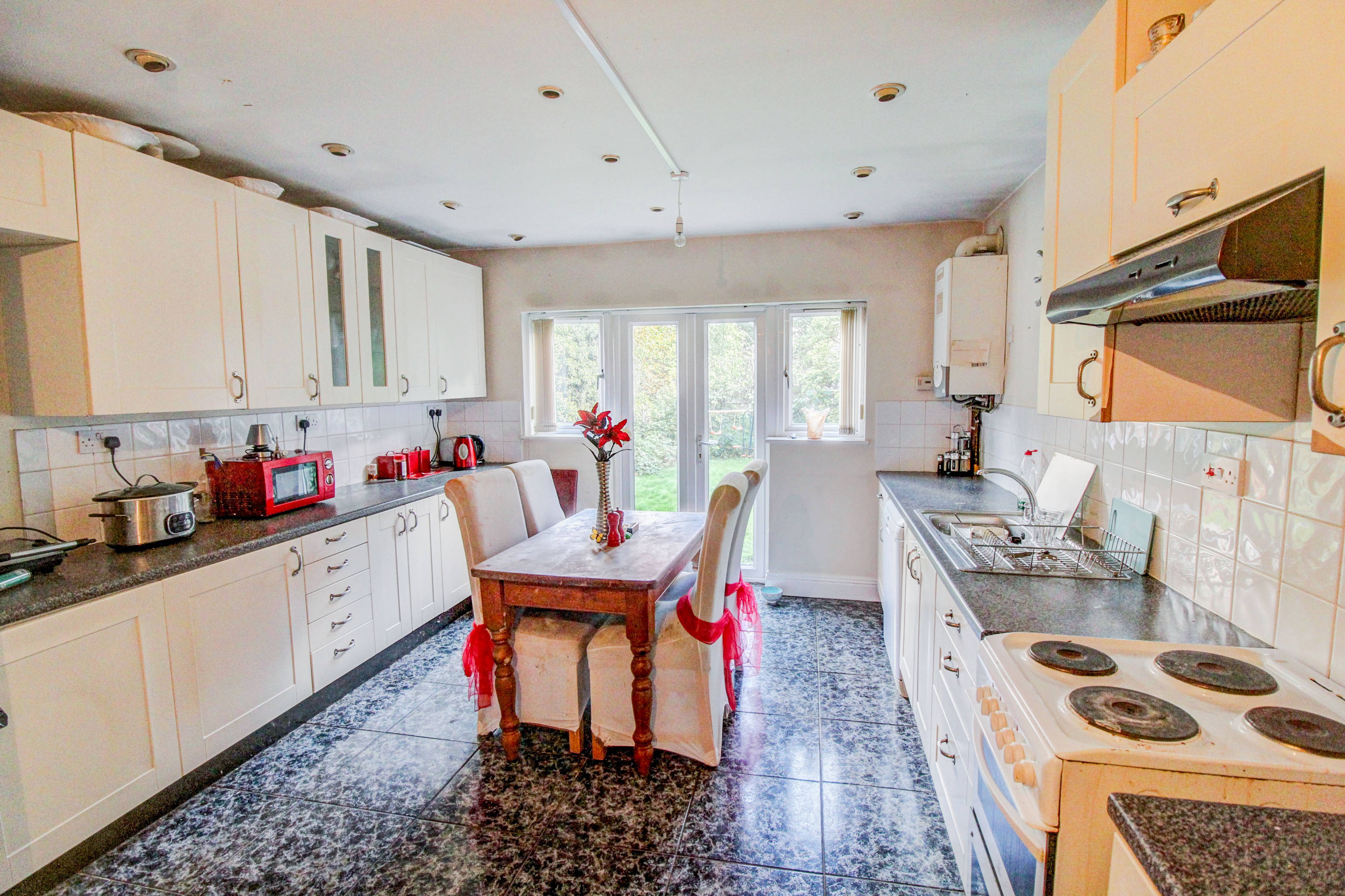 Kitchen/Breakfast