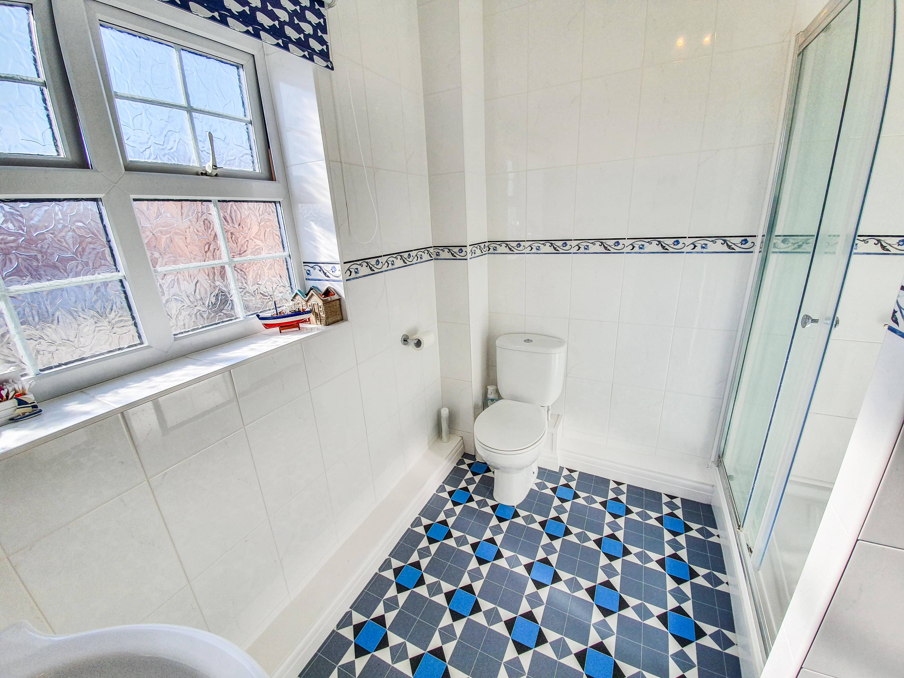 Master En-suite