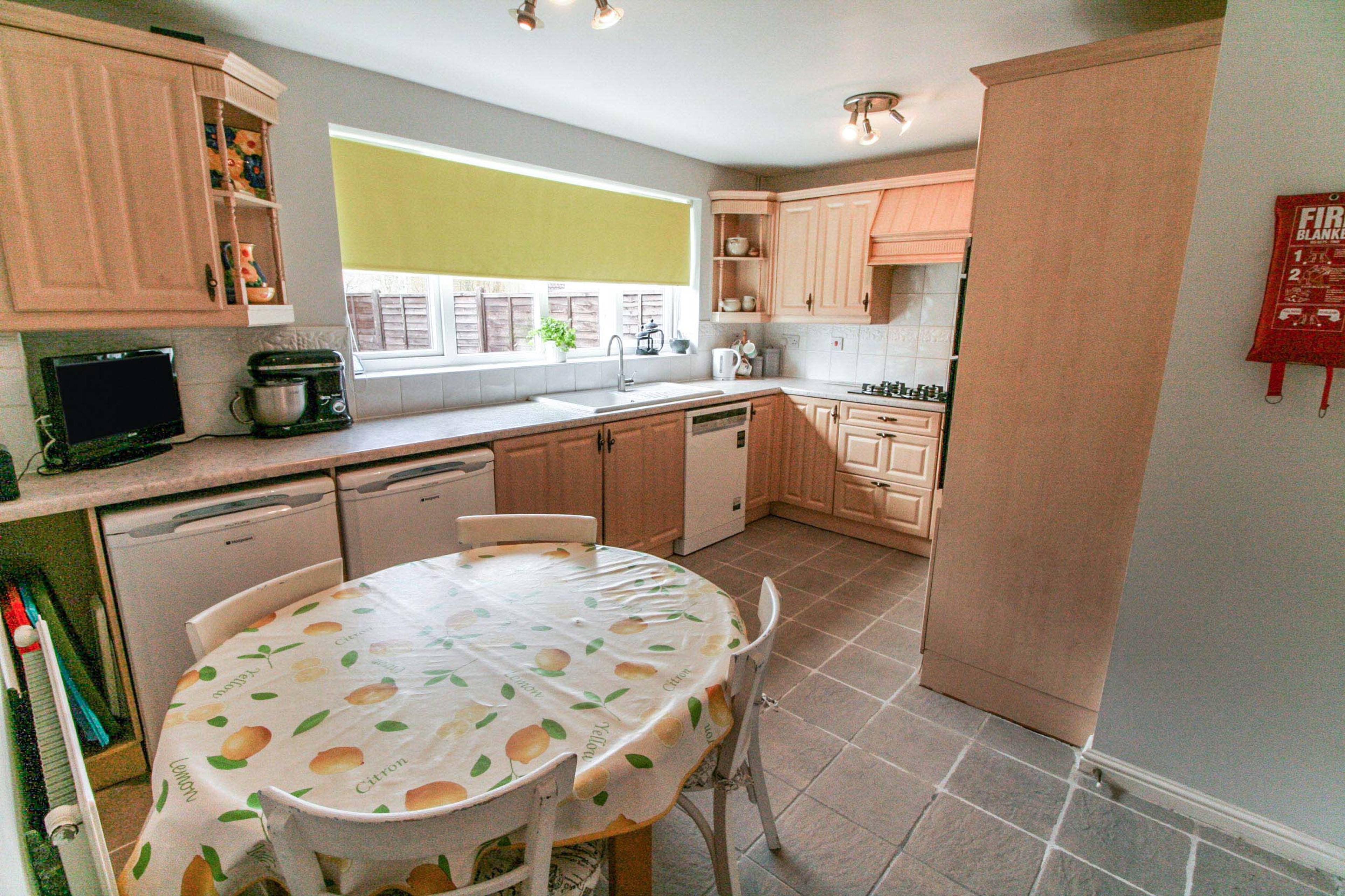 Kitchen/Breakfast