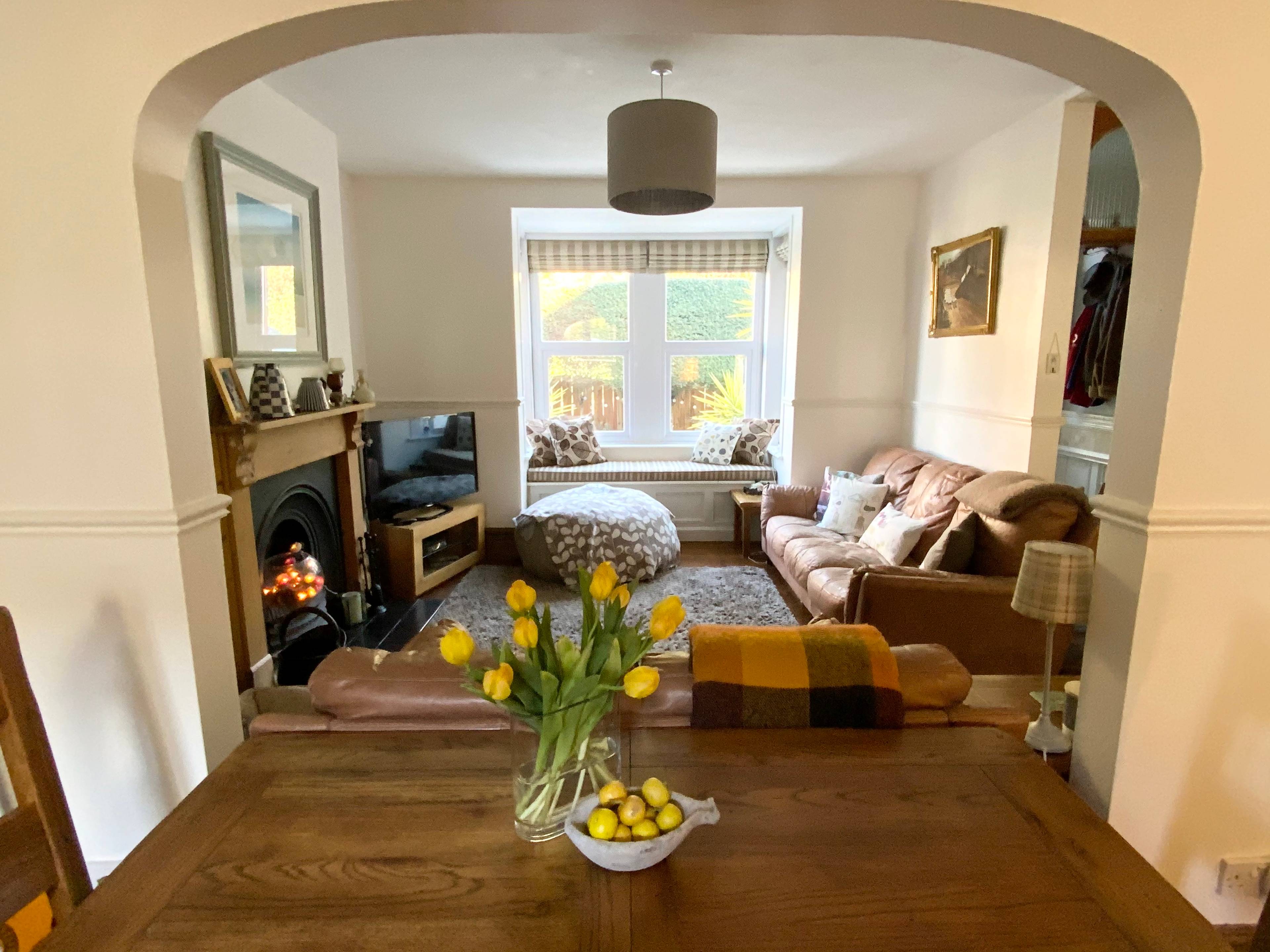 Lounge/Dining Room