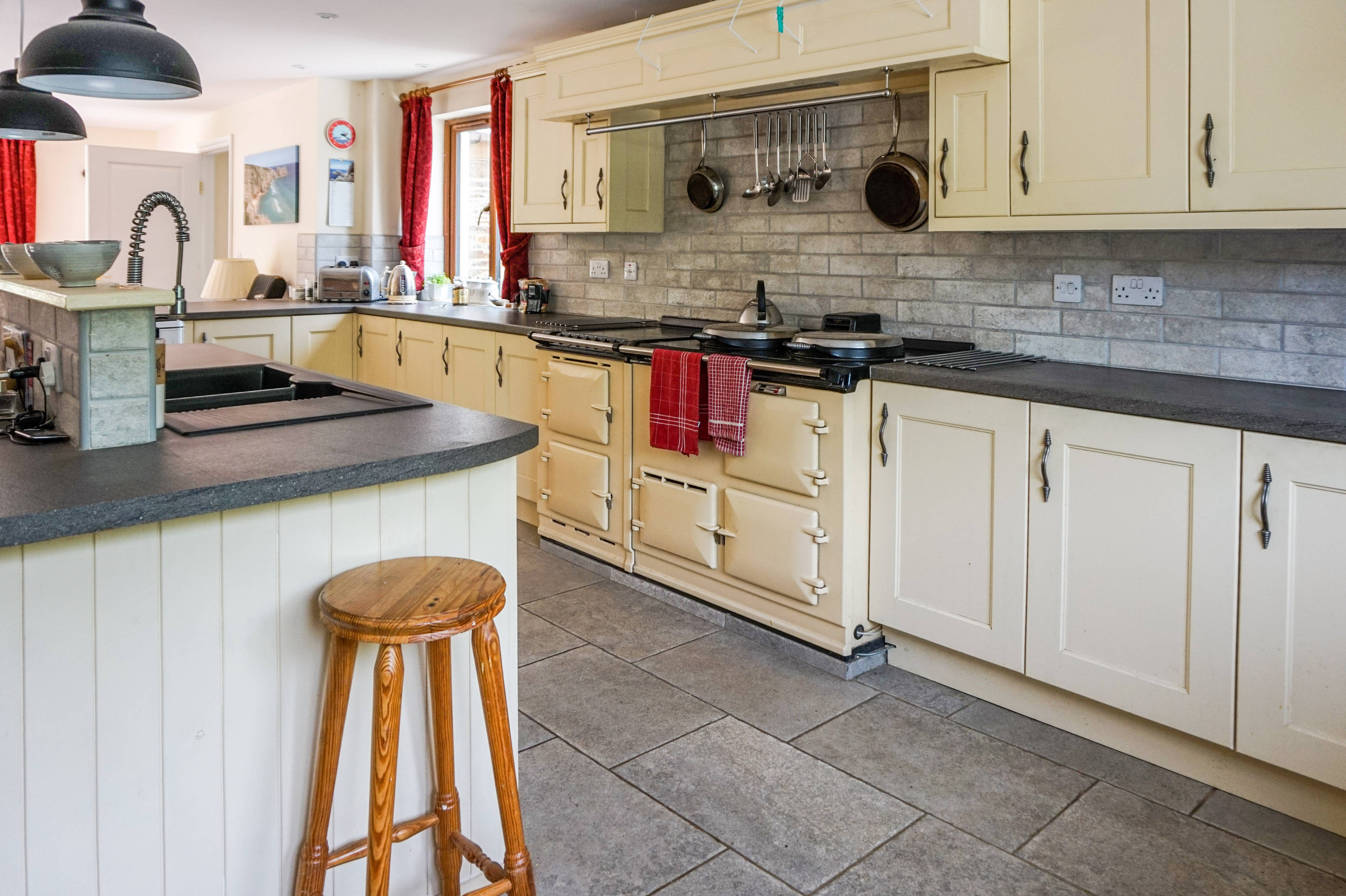 Kitchen/Breakfast