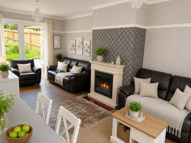 3 bedroom semi-detached house