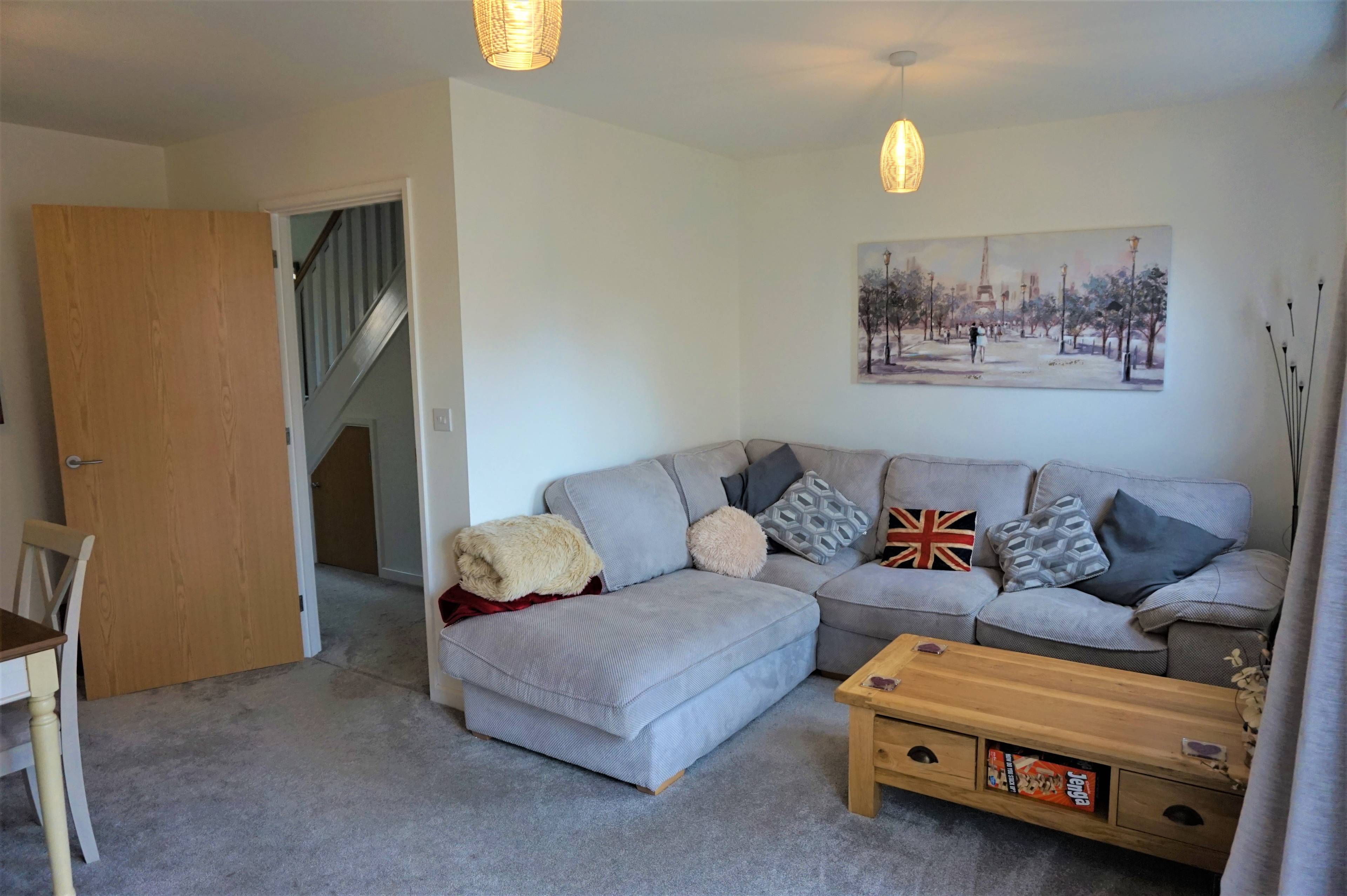 Lounge/Dining Room