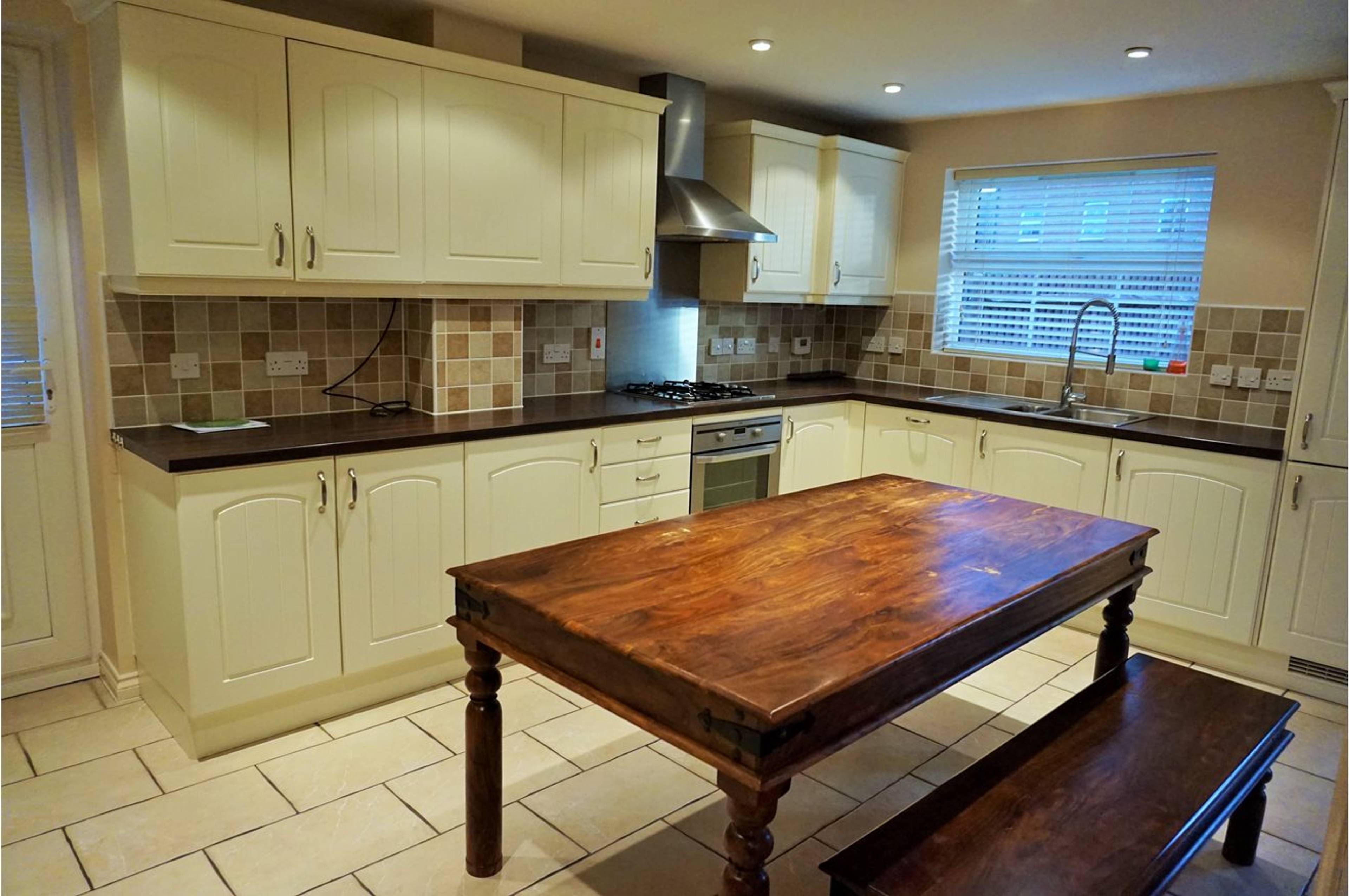 Kitchen / Breakfast