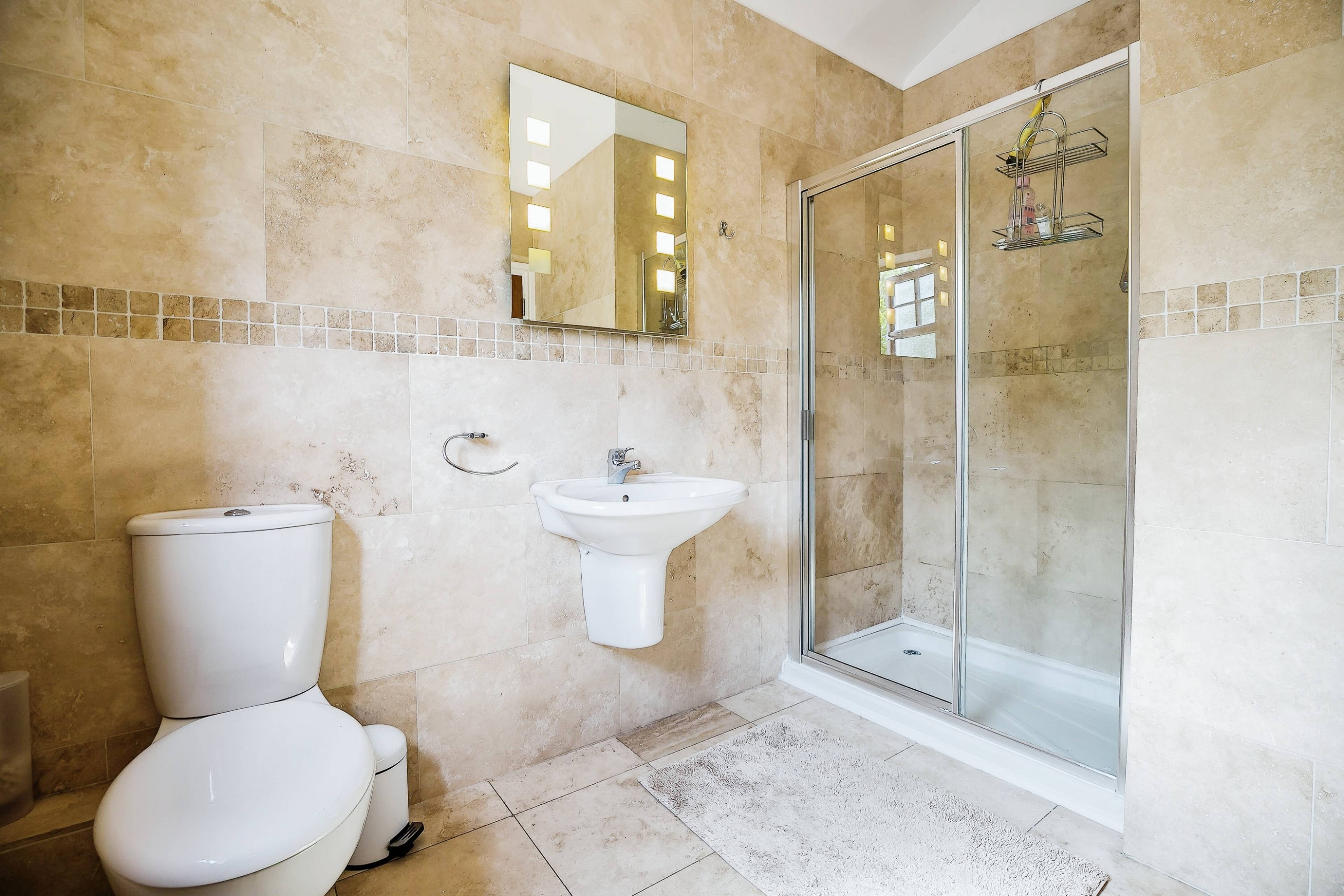 Master En-suite