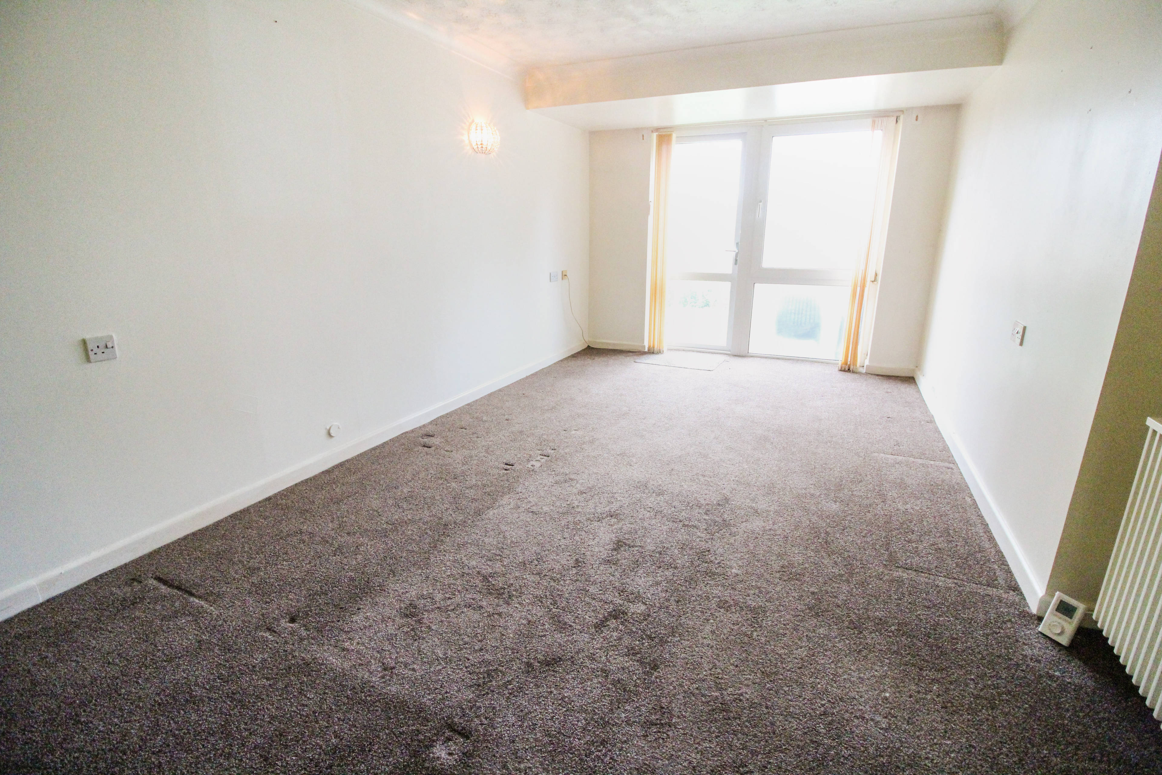 Lounge / Kitchen