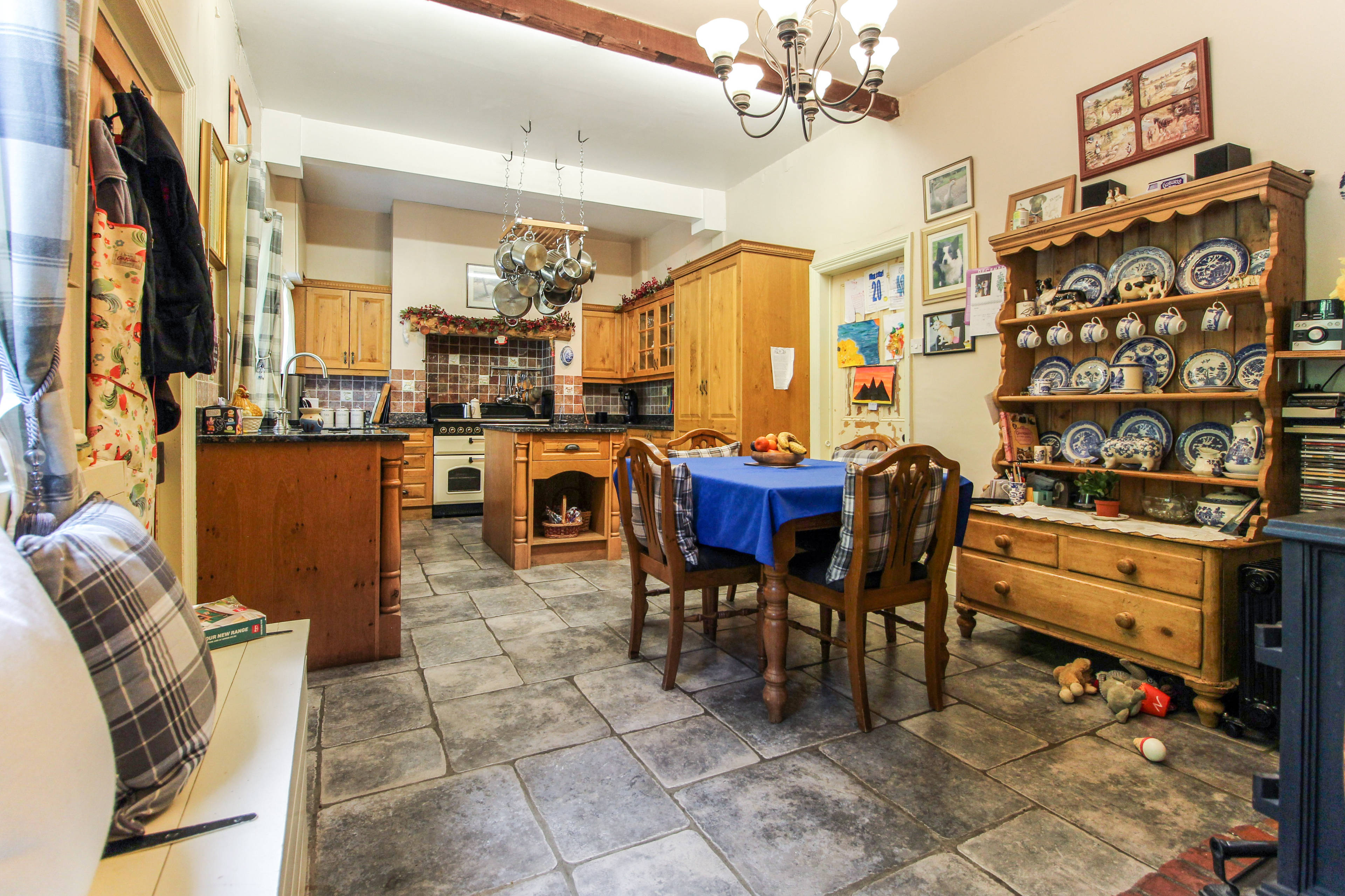 Kitchen/Breakfast