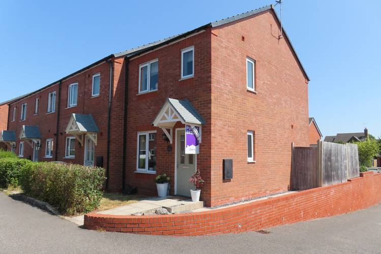 2 bedroom end of terrace house