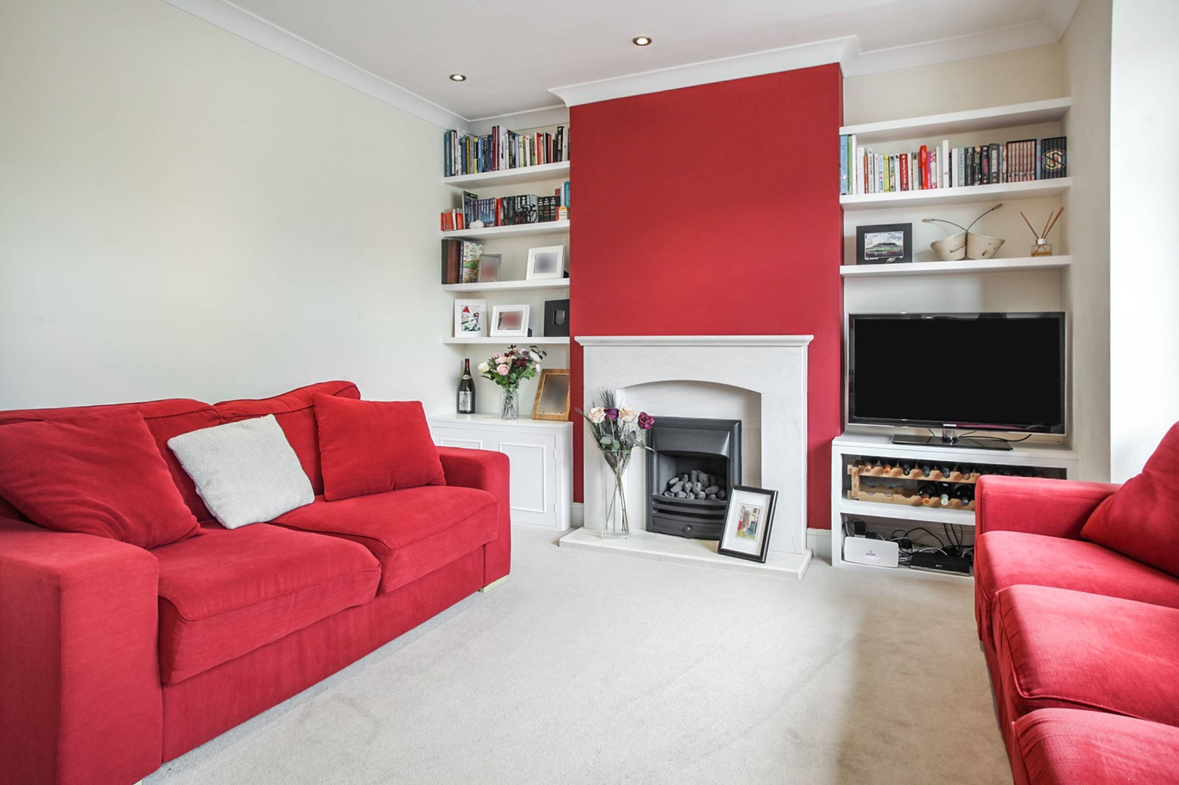 Lounge/Dining Room