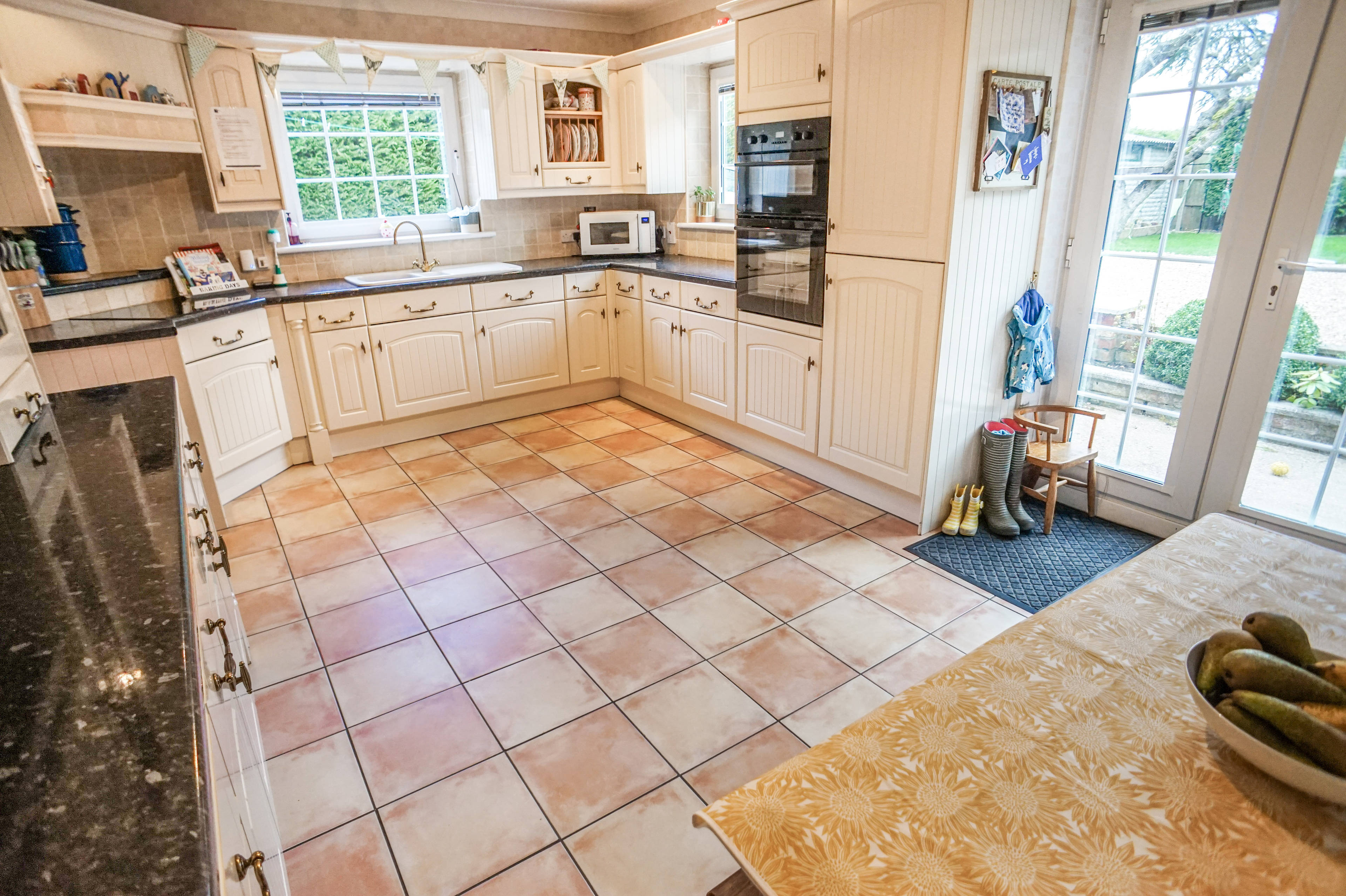 Kitchen/Breakfast