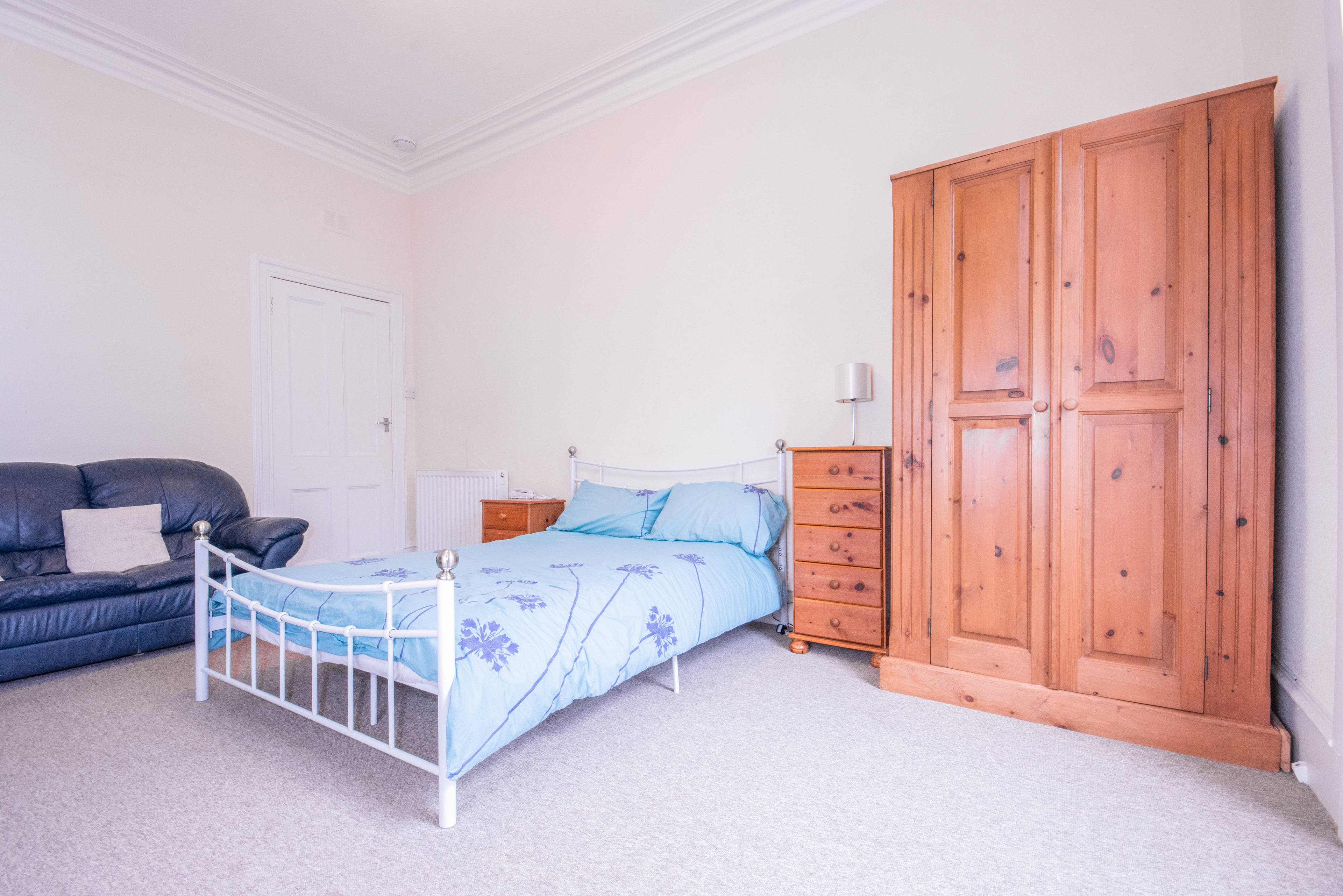 Bedroom/Lounge