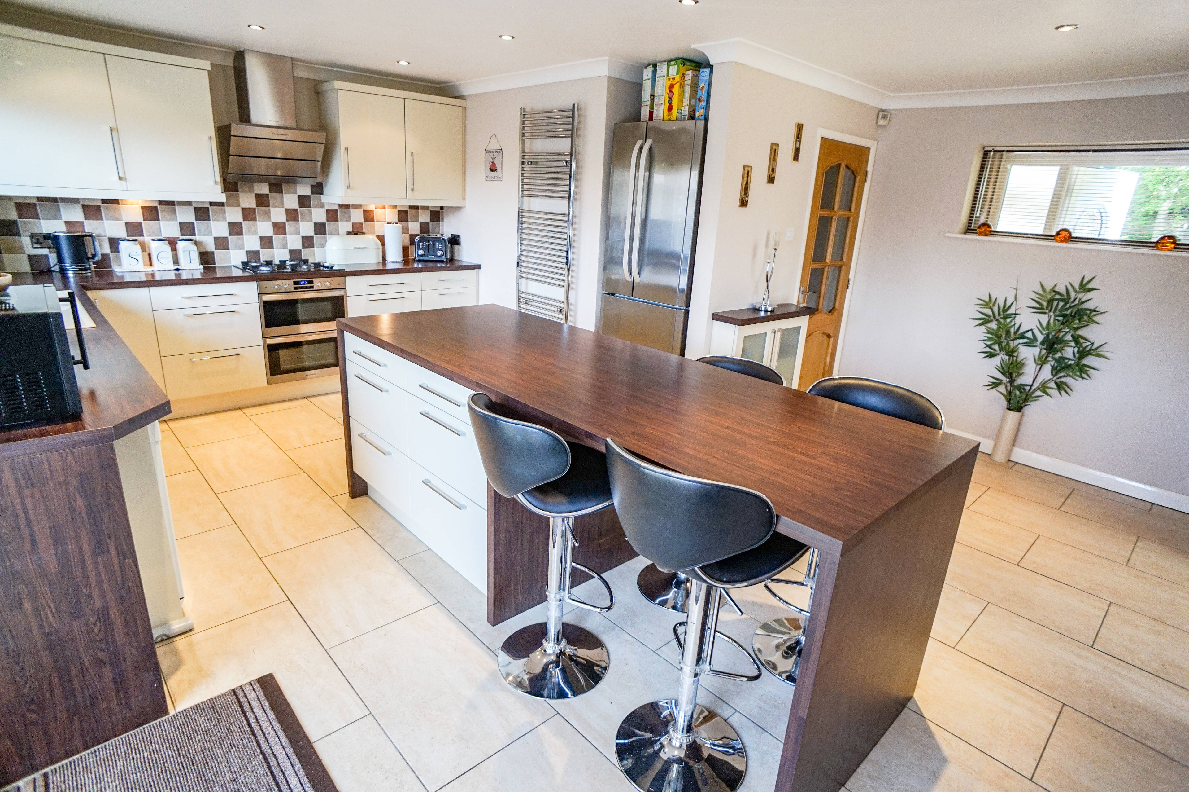 Kitchen / Diner