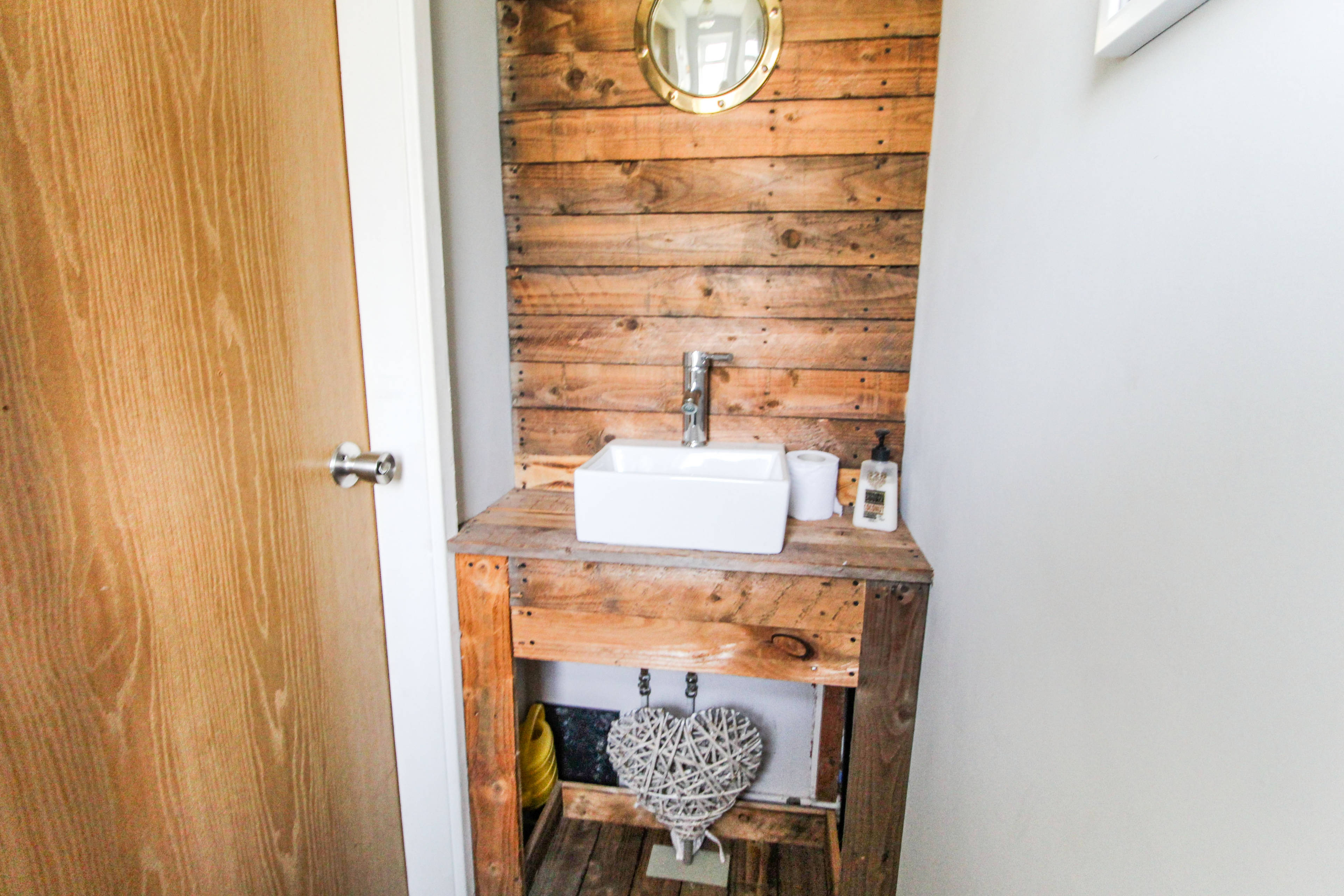 Downstairs Cloakroom