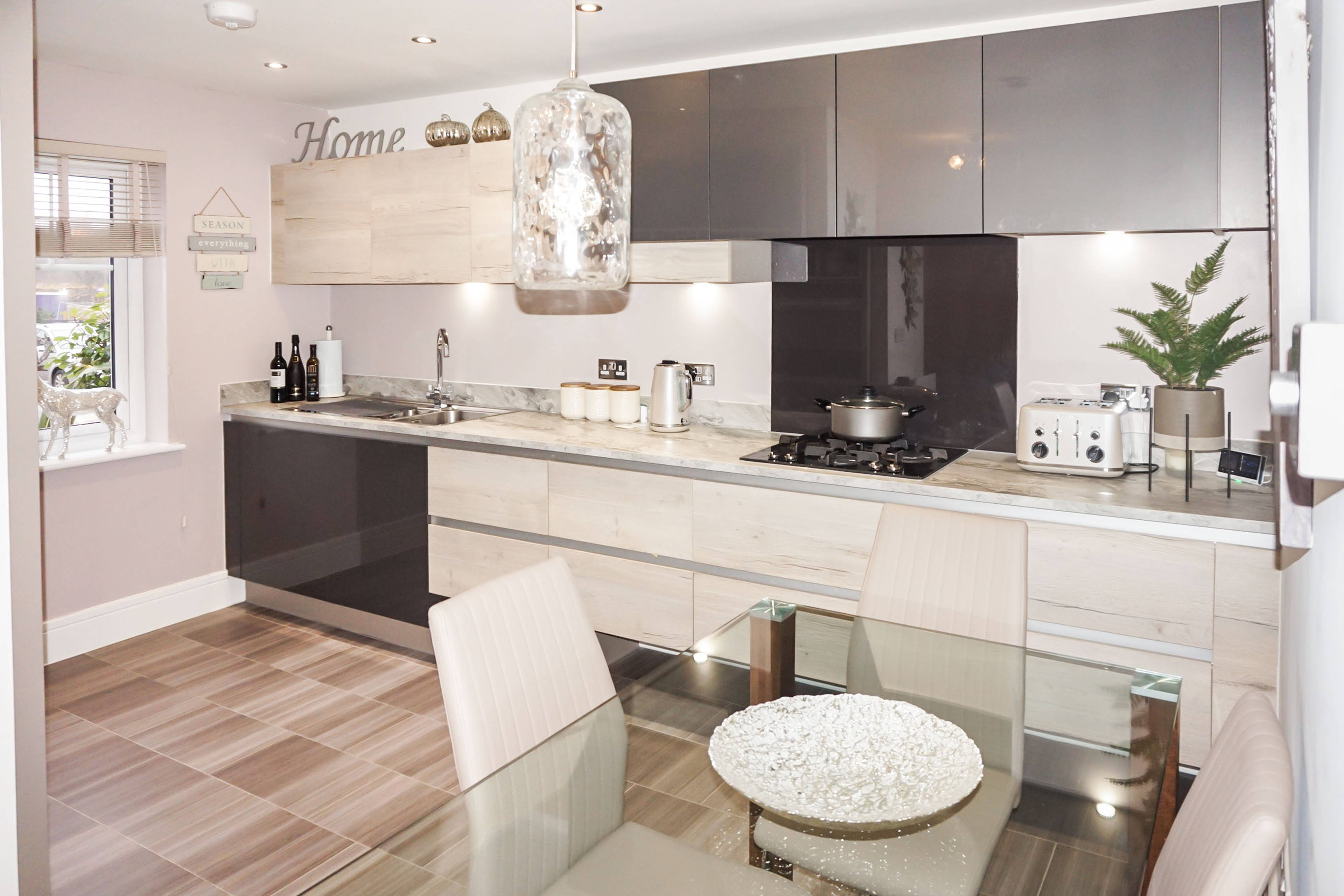 Kitchen/Dining Room