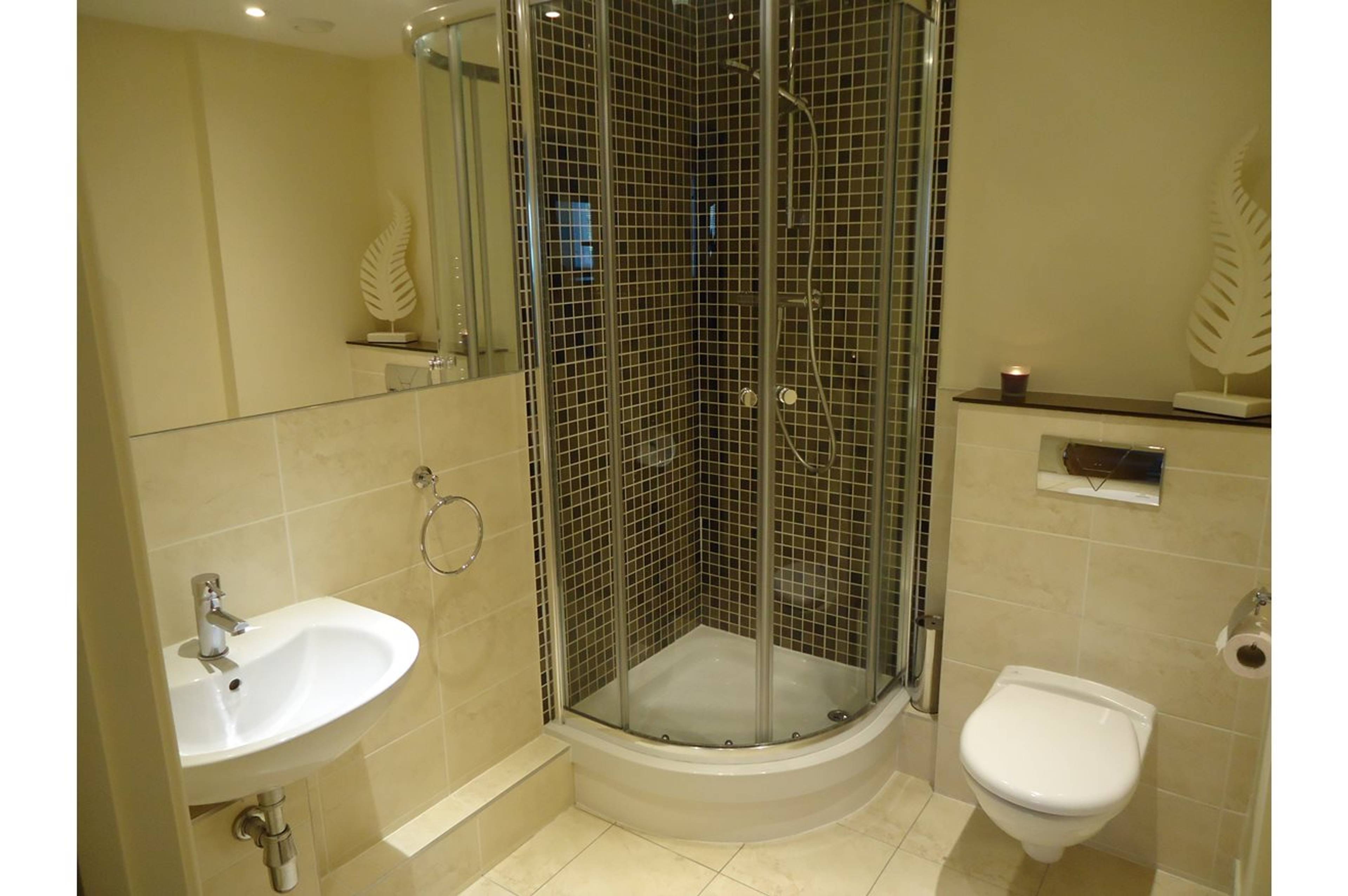 Master En-suite