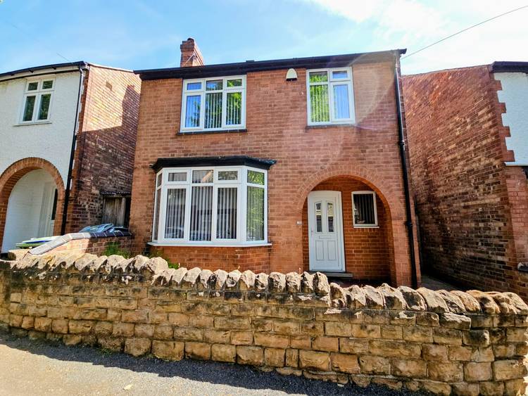 3 bedroom detached house
