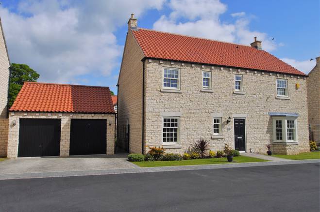 4 bedroom detached house for sale in Bryan Court, Braithwell, Rotherham ...