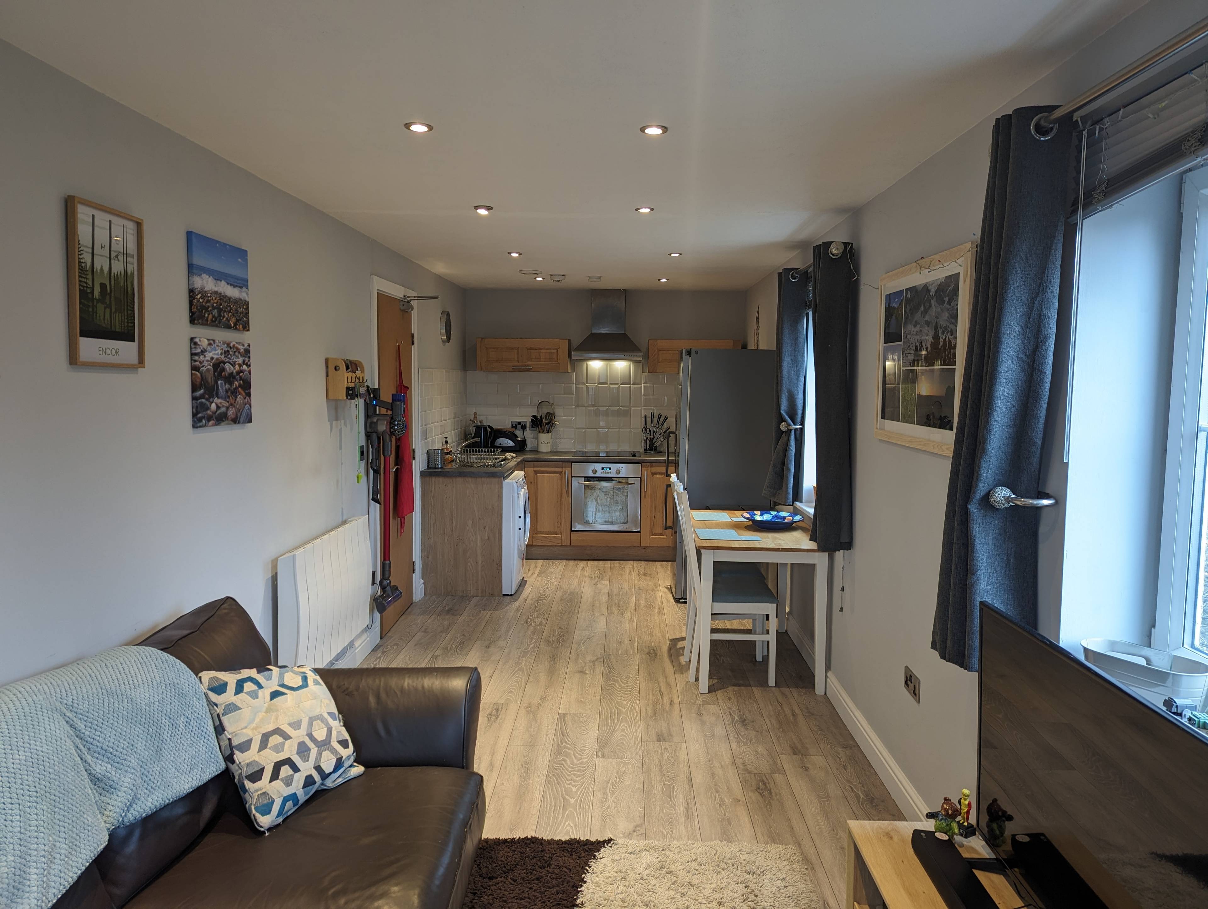 Lodge Kitchen/Living