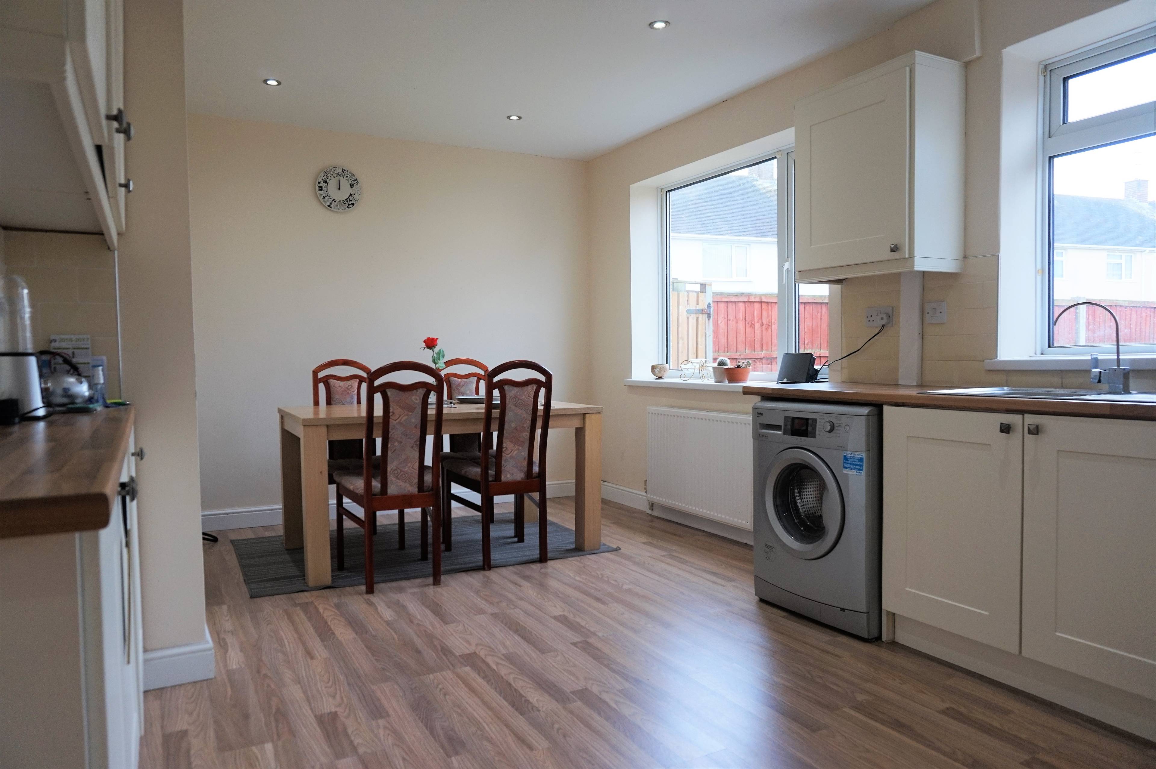 Kitchen/Dining Room