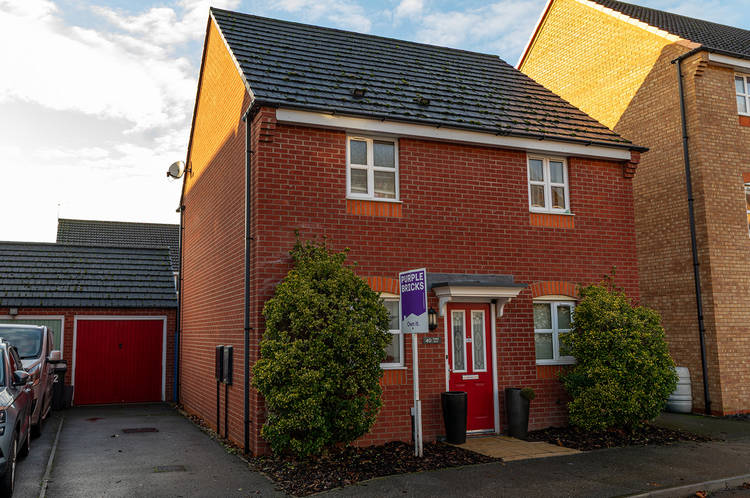 3 bedroom detached house