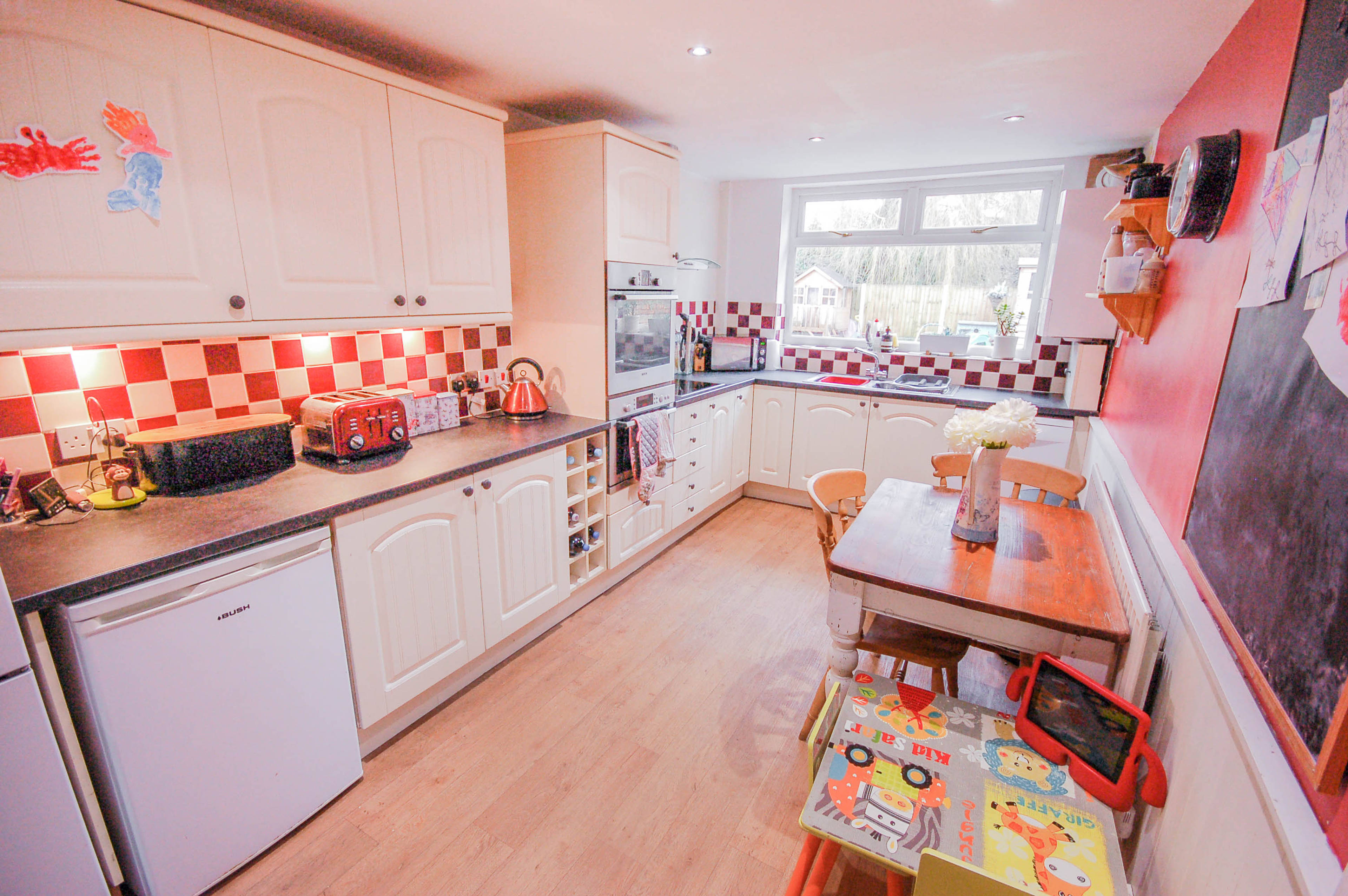 Kitchen/Breakfast