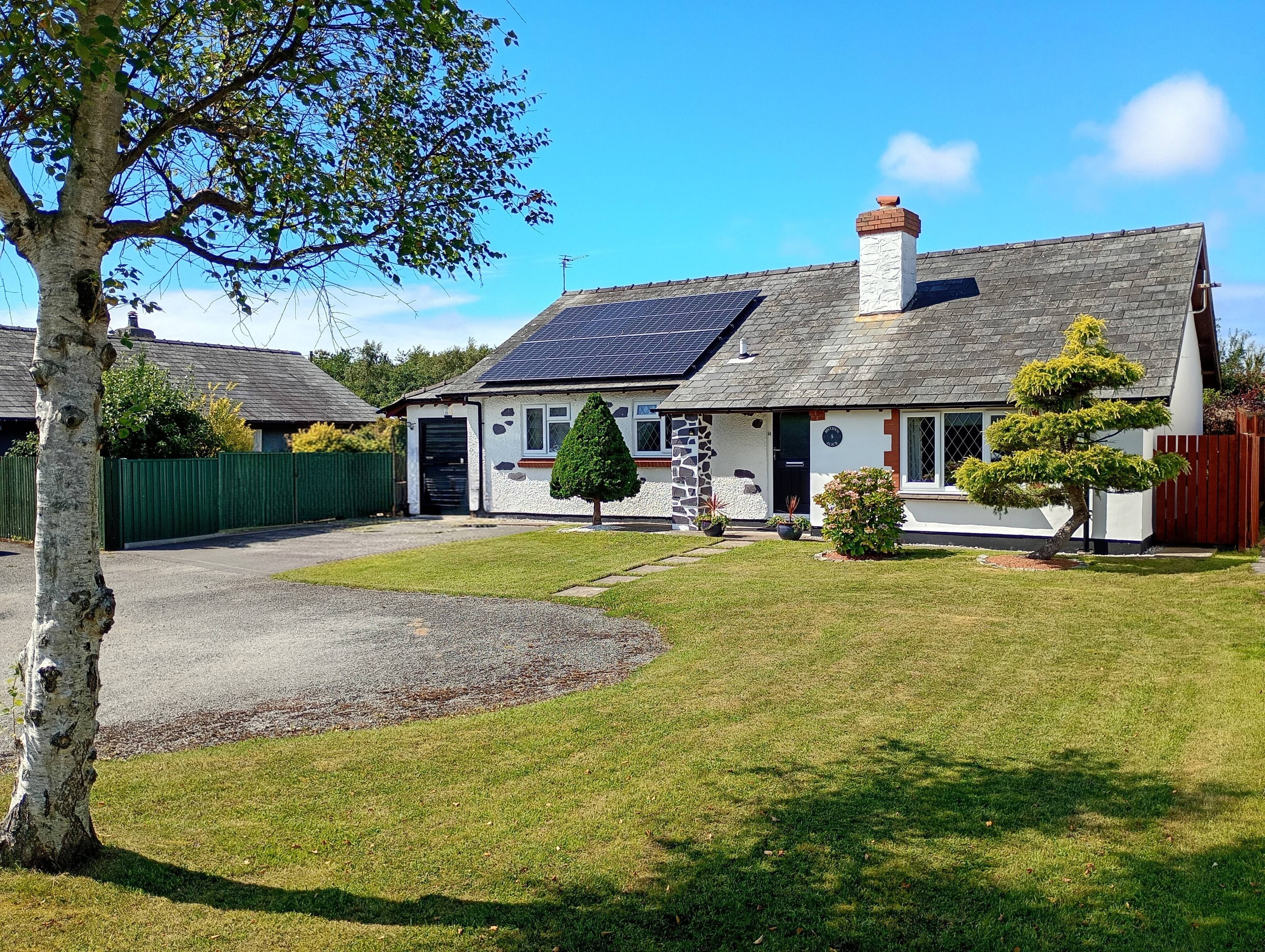 Stad Berllan, Gaerwen