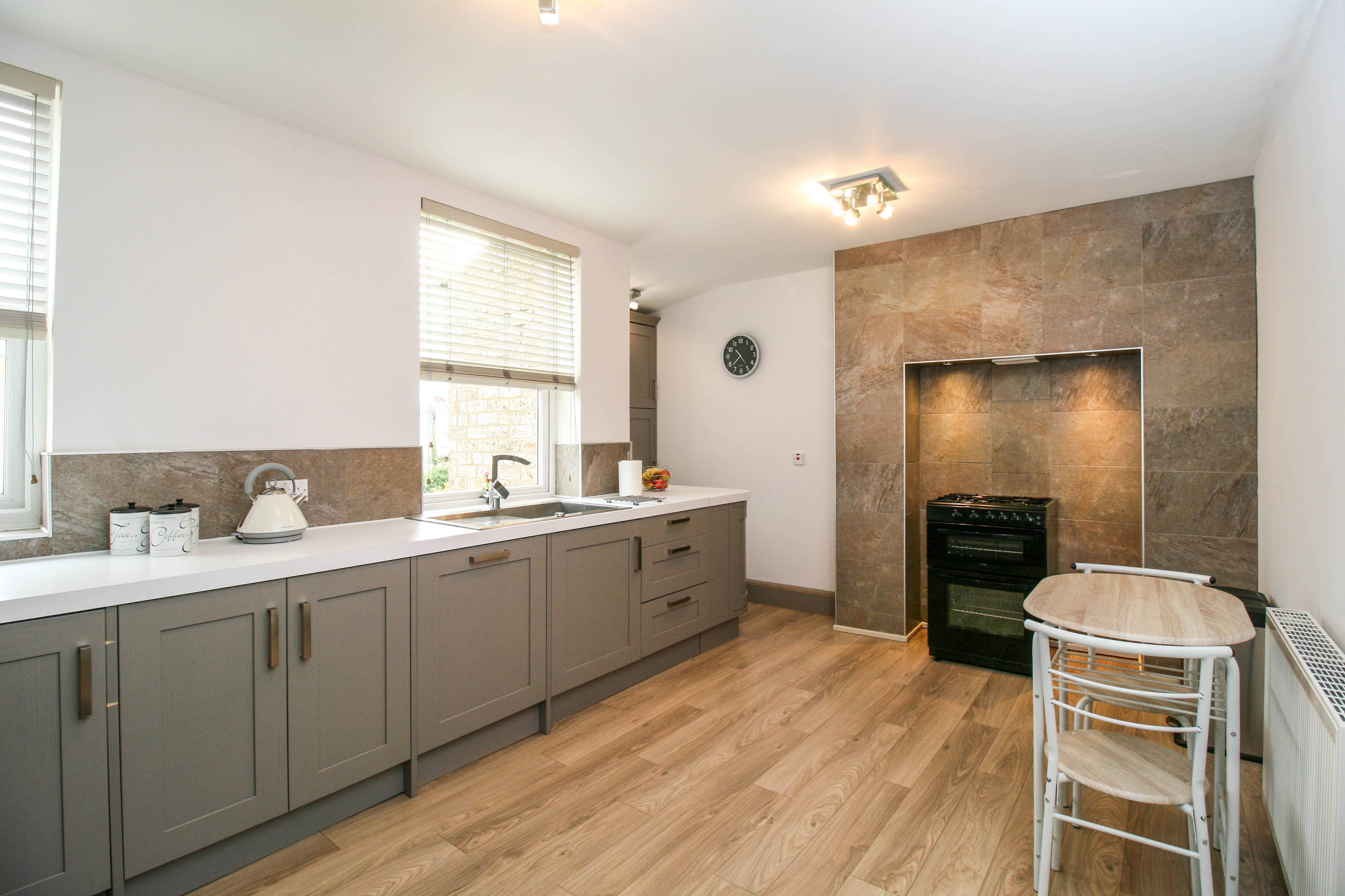 Kitchen/Breakfast