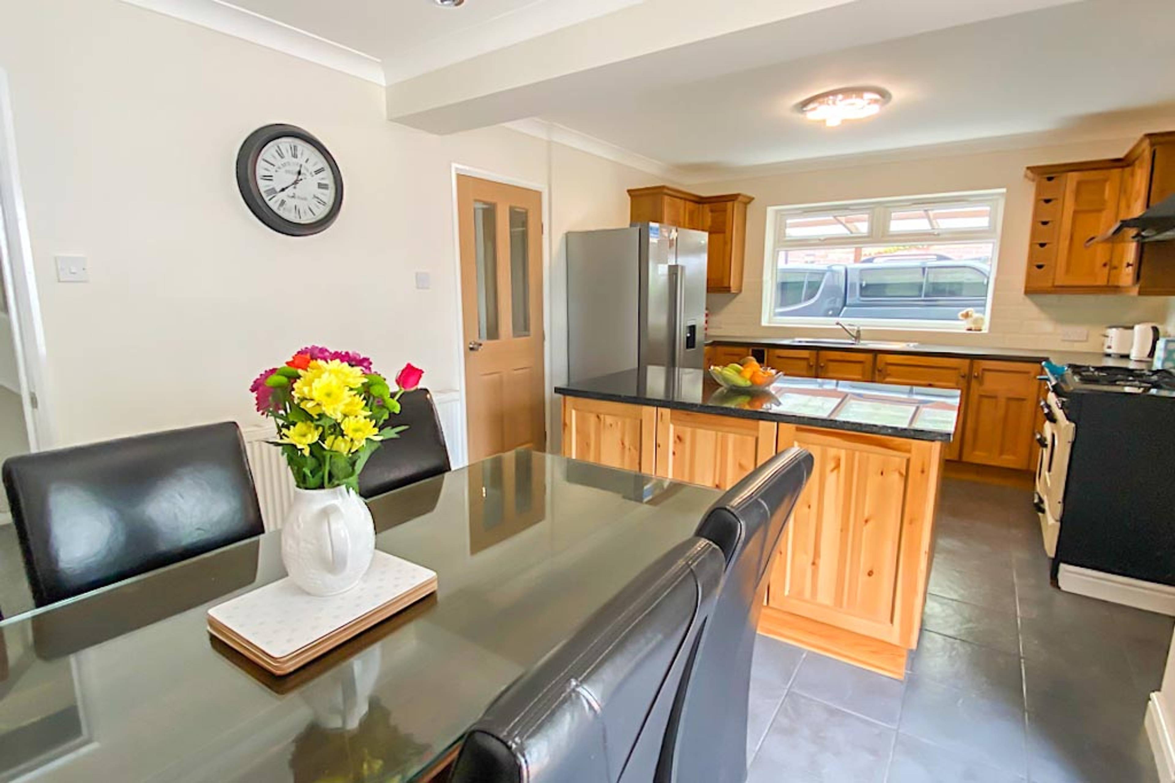 Kitchen/Dining Room