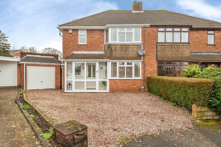 3 bedroom semi-detached house