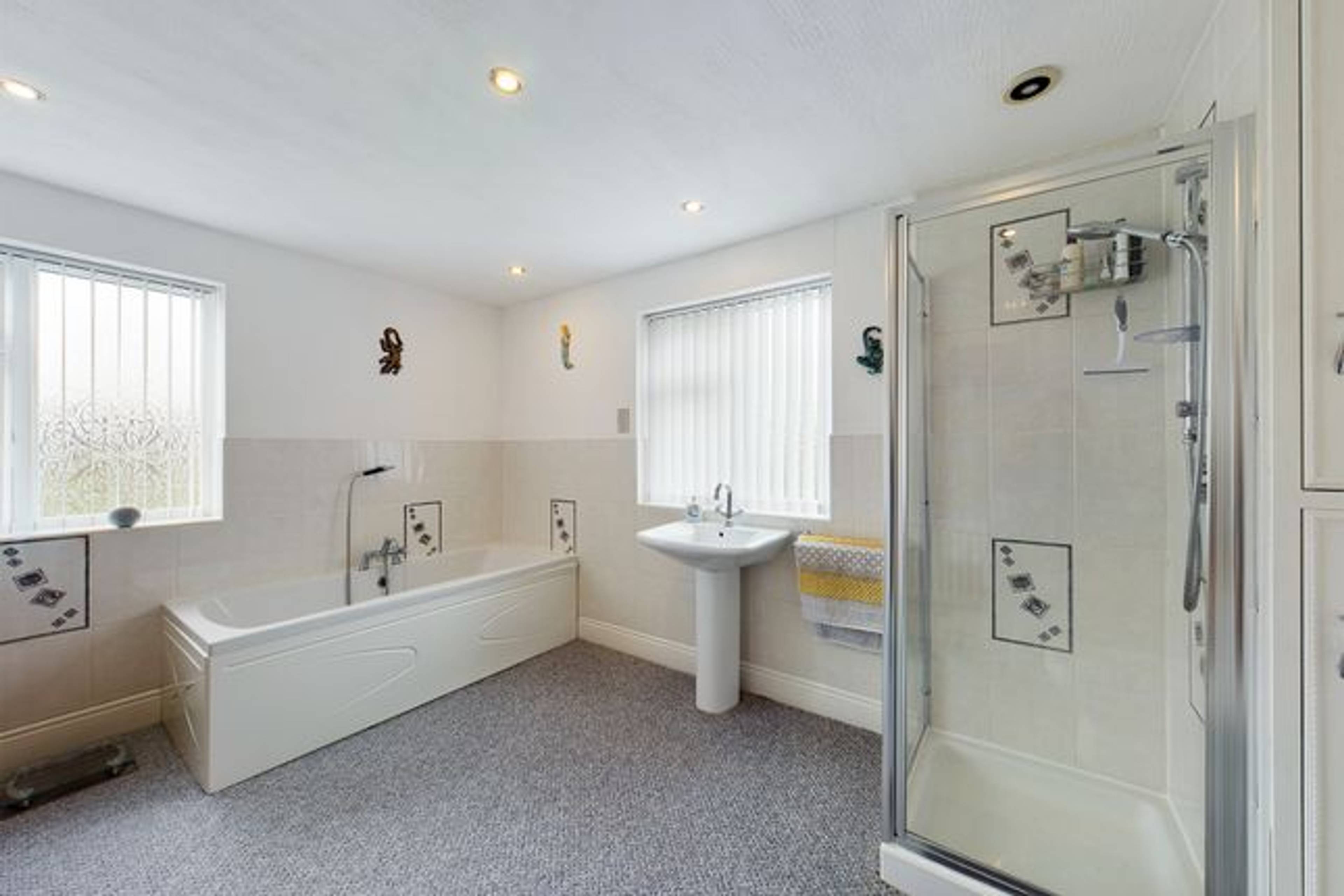 Master En-suite