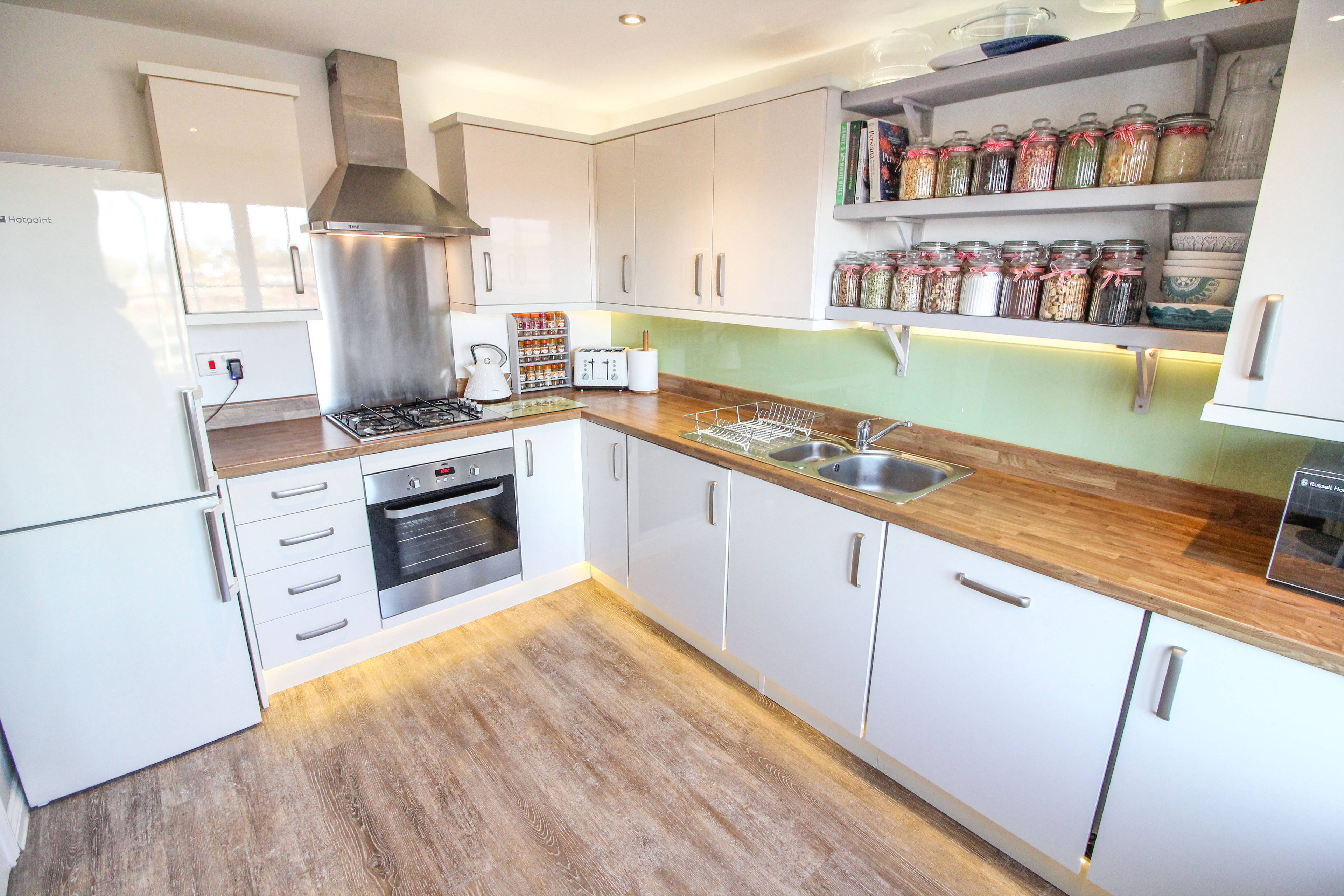 Kitchen/Breakfast