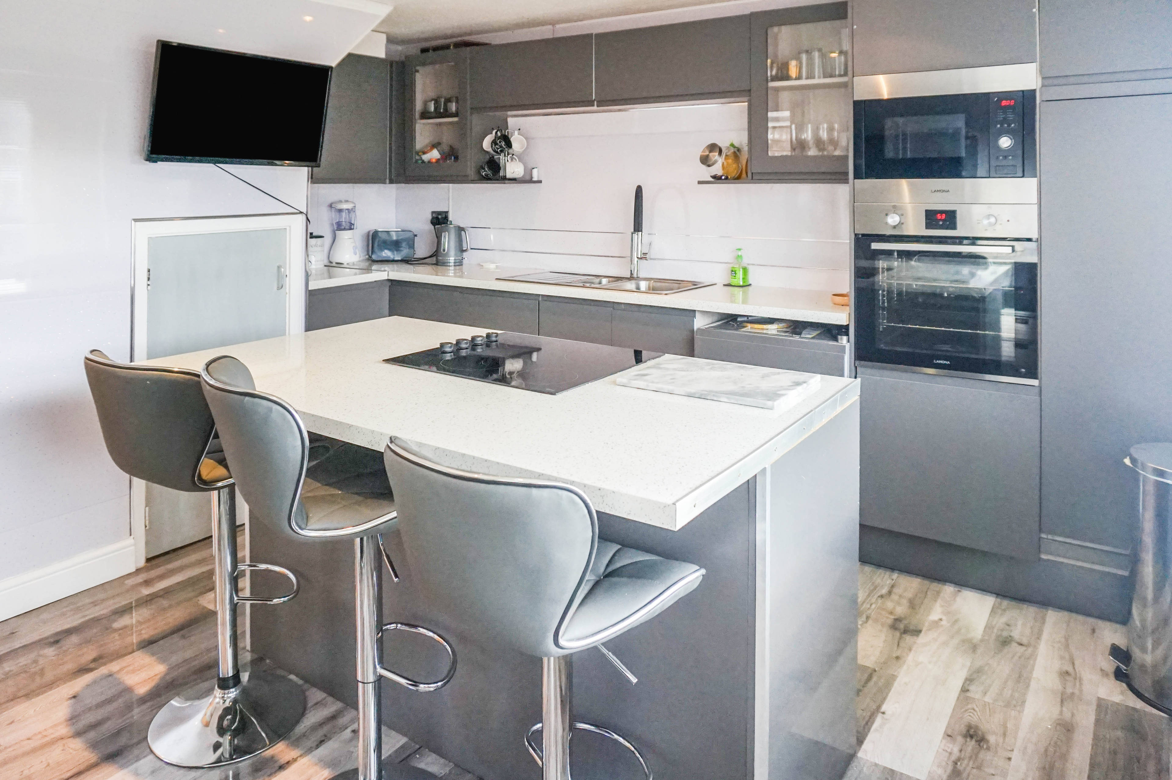 Kitchen/Breakfast