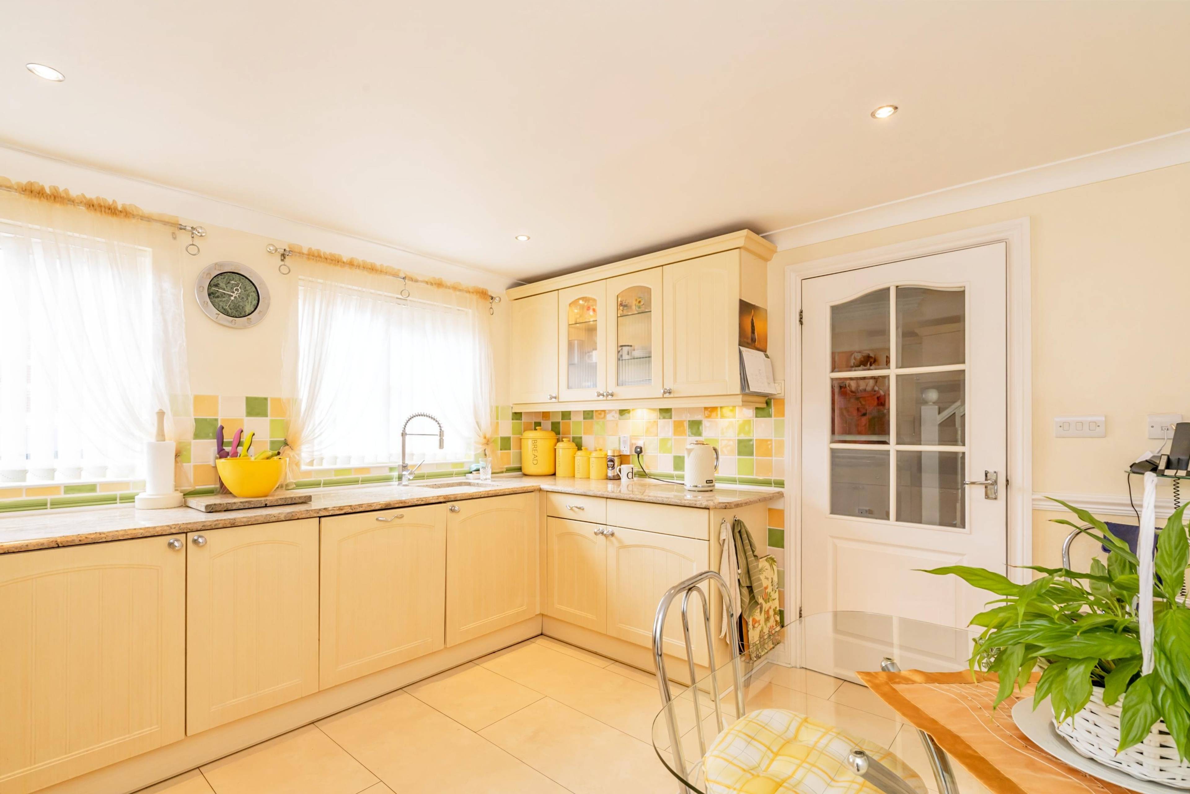 Kitchen/Breakfast
