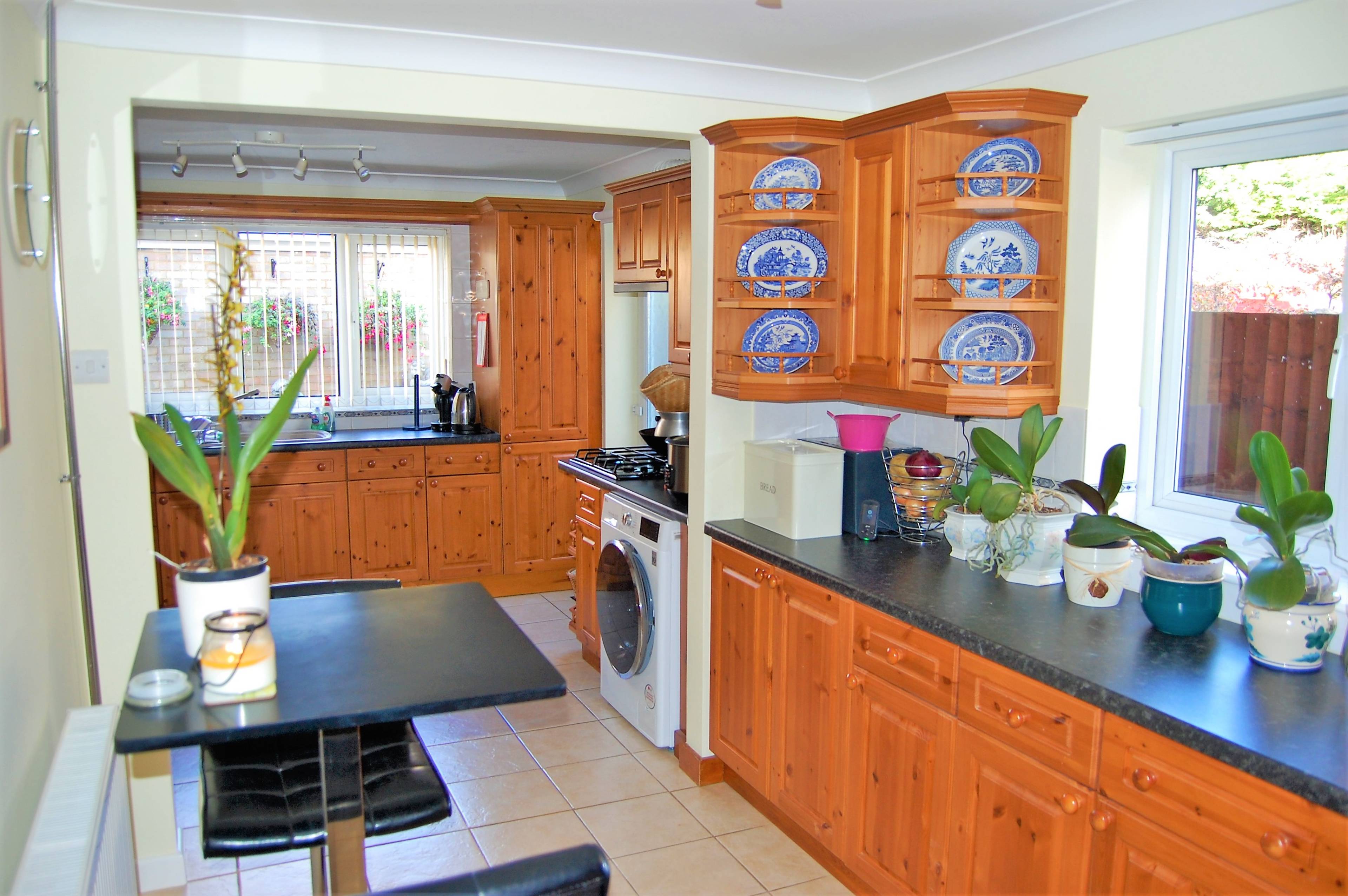 Kitchen/Breakfast
