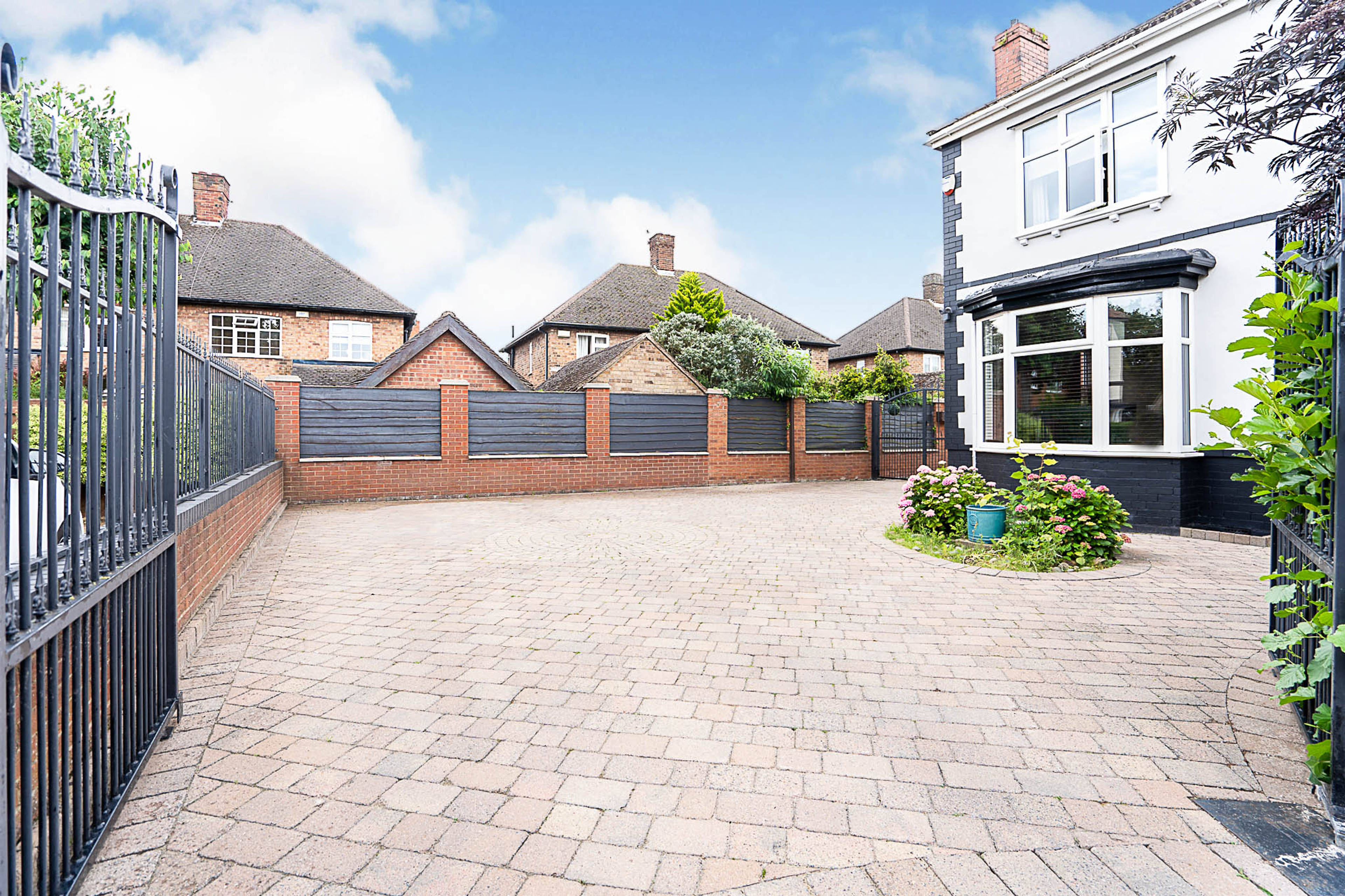 Gated Driveway