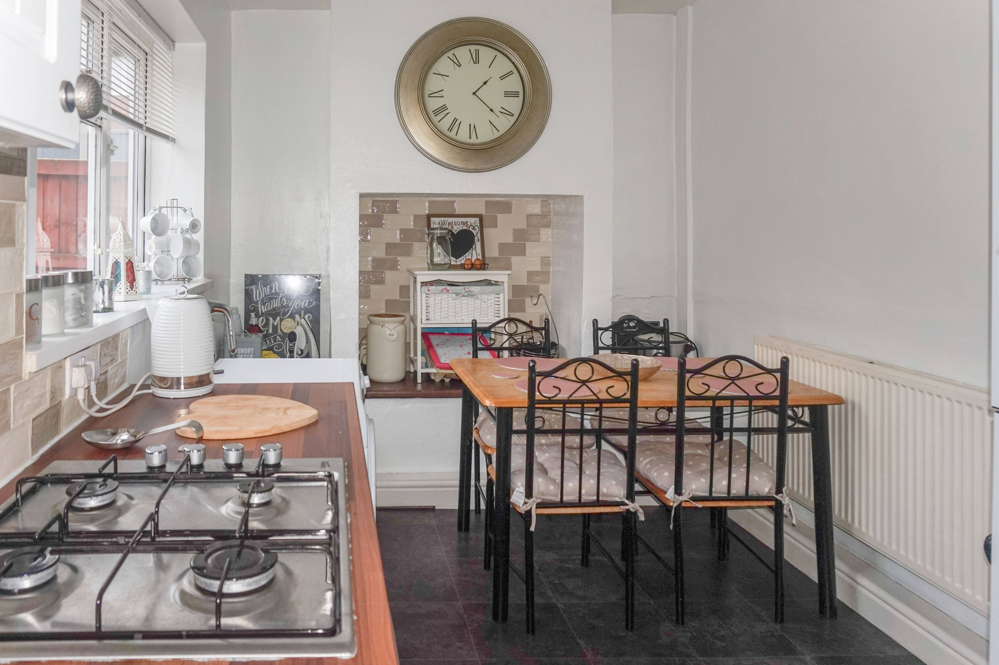 Kitchen/dining Room