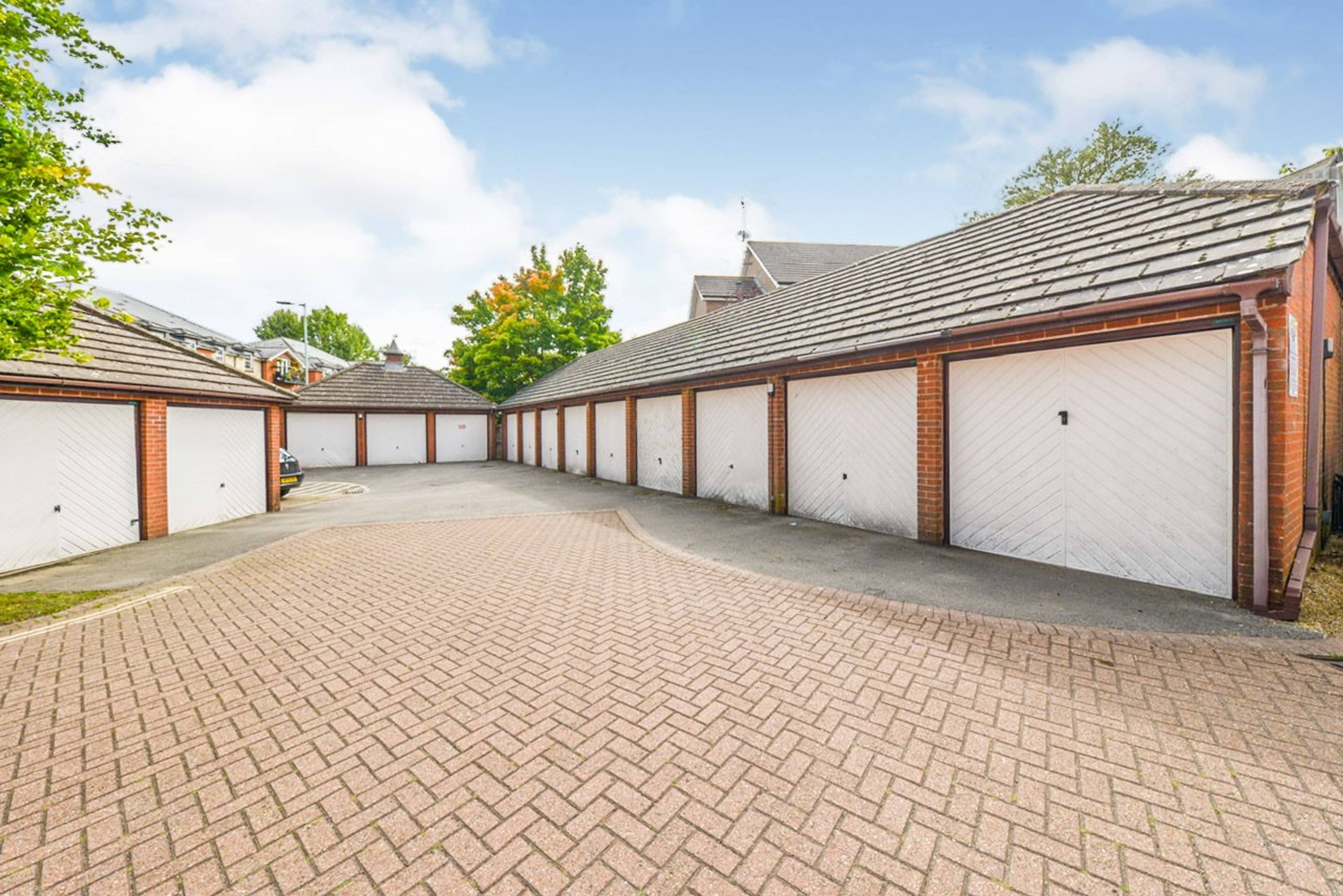 Garage En Bloc