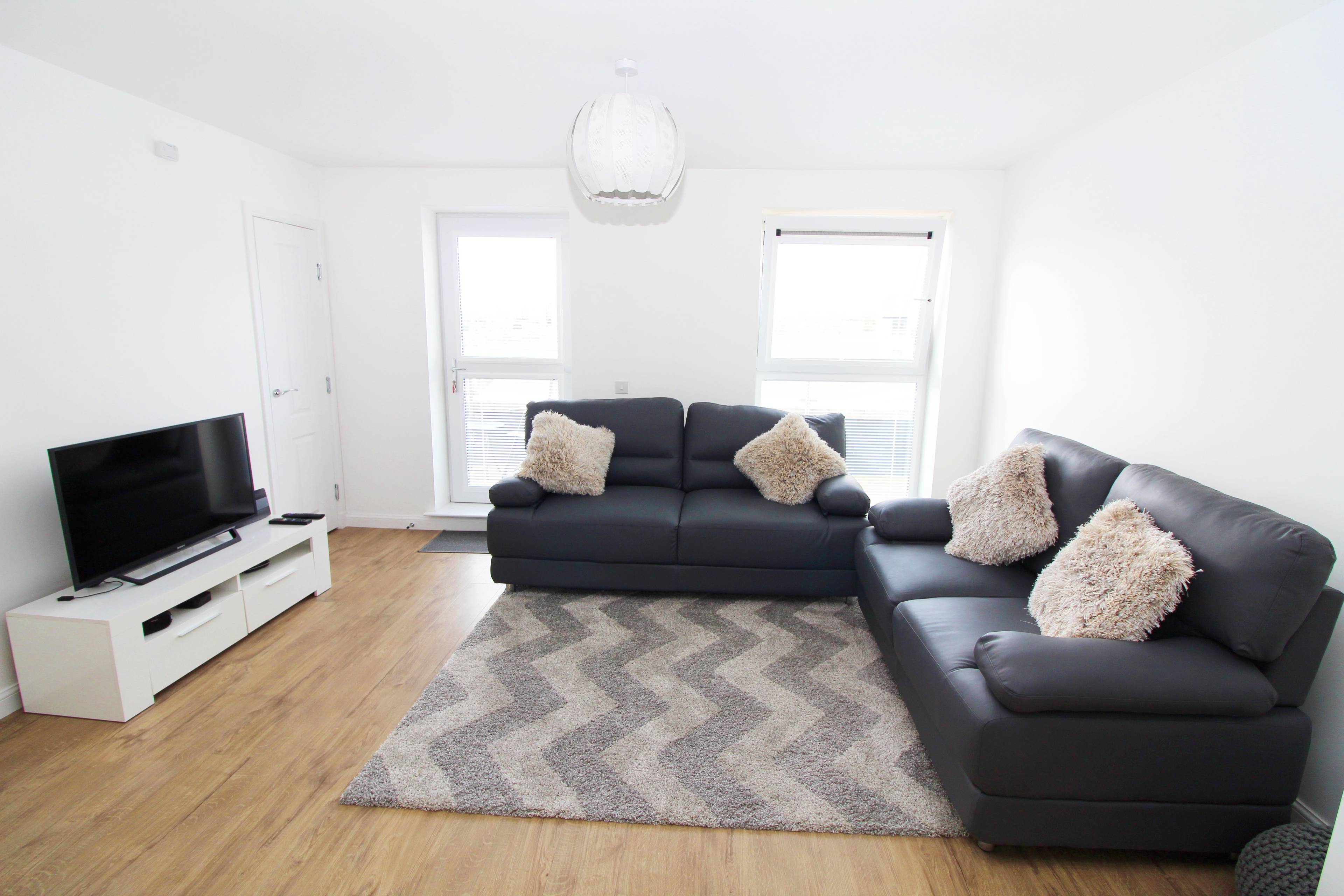 Lounge / Kitchen