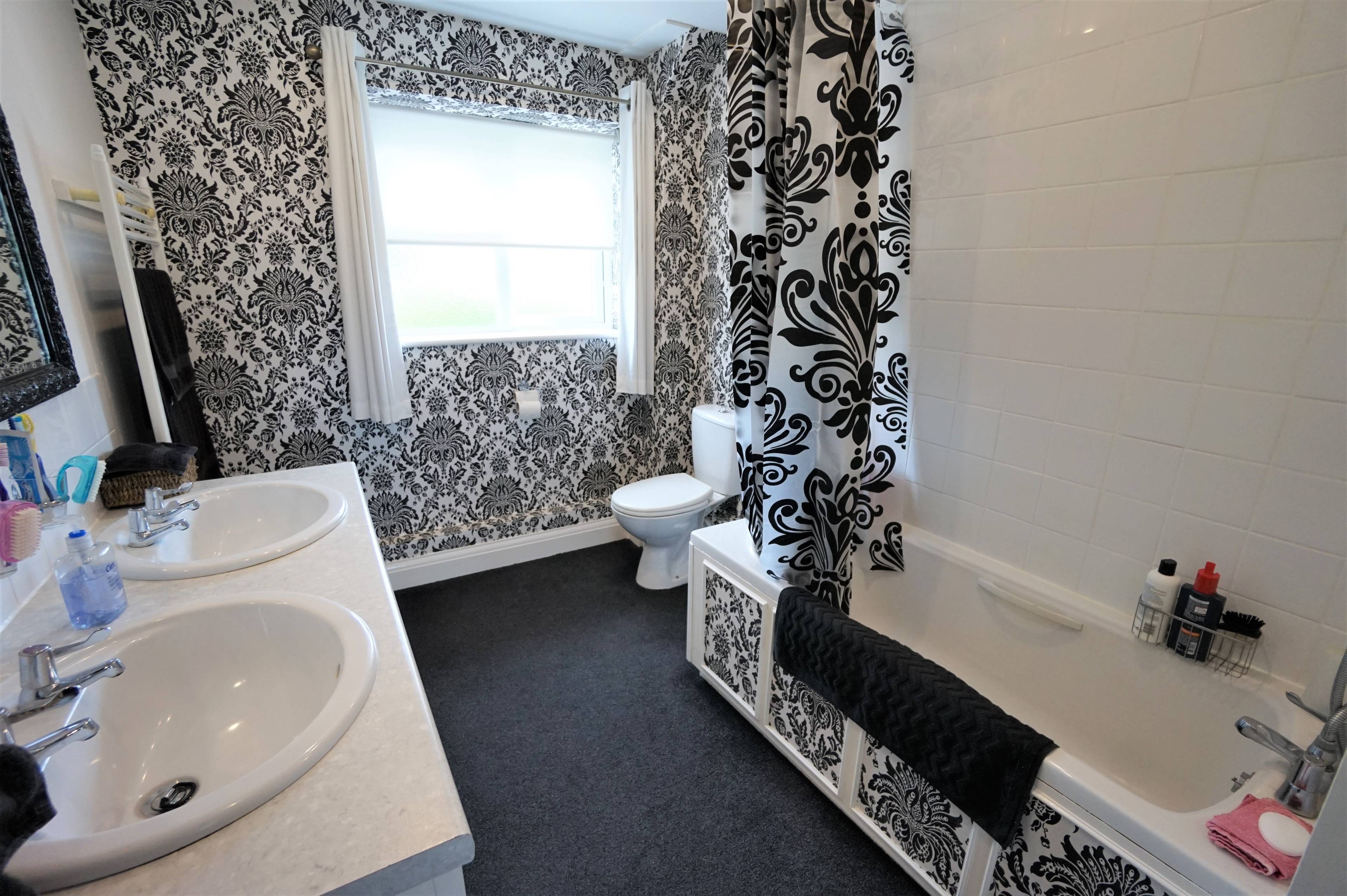 Master En-suite