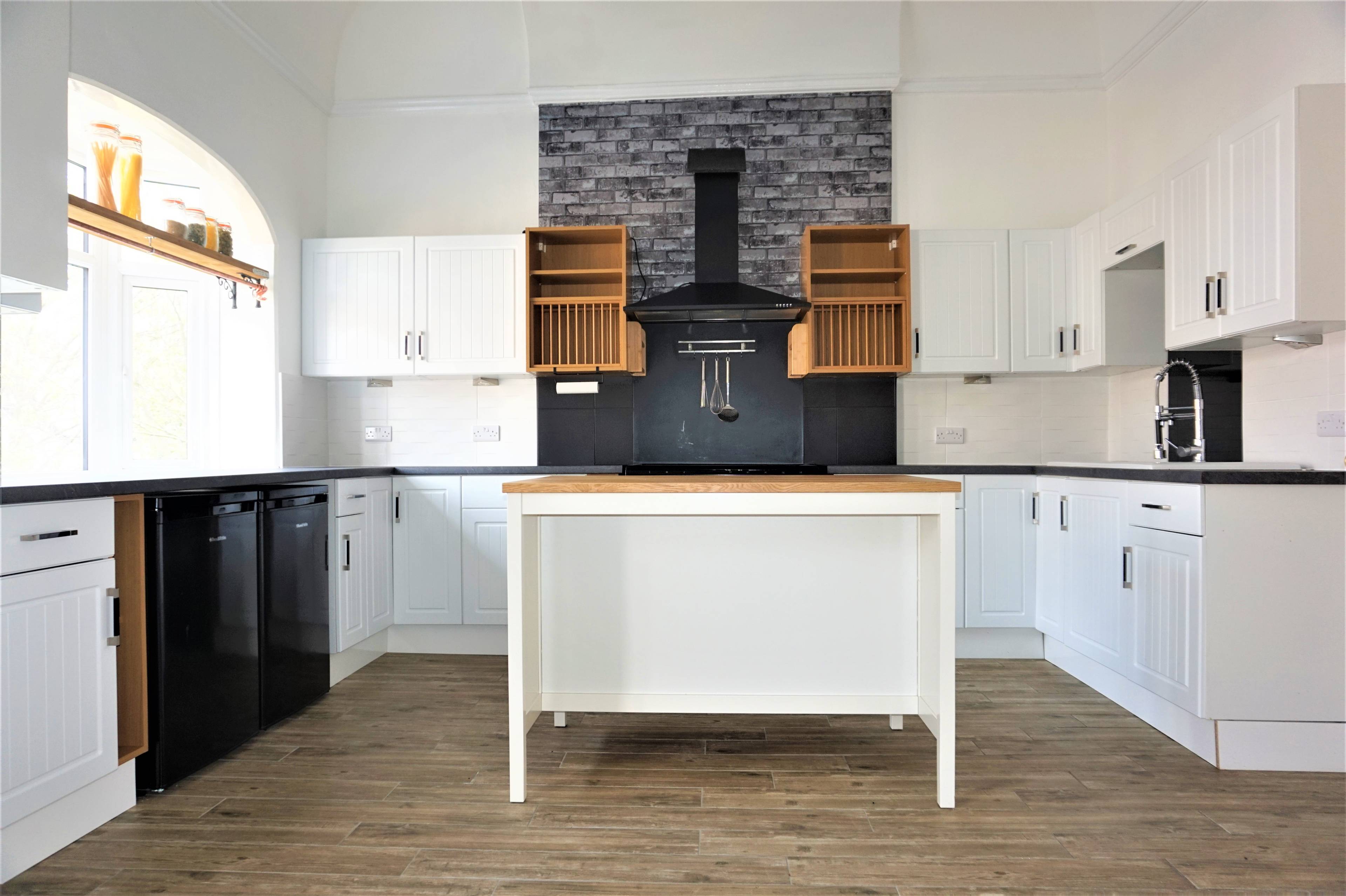 Lounge / Kitchen