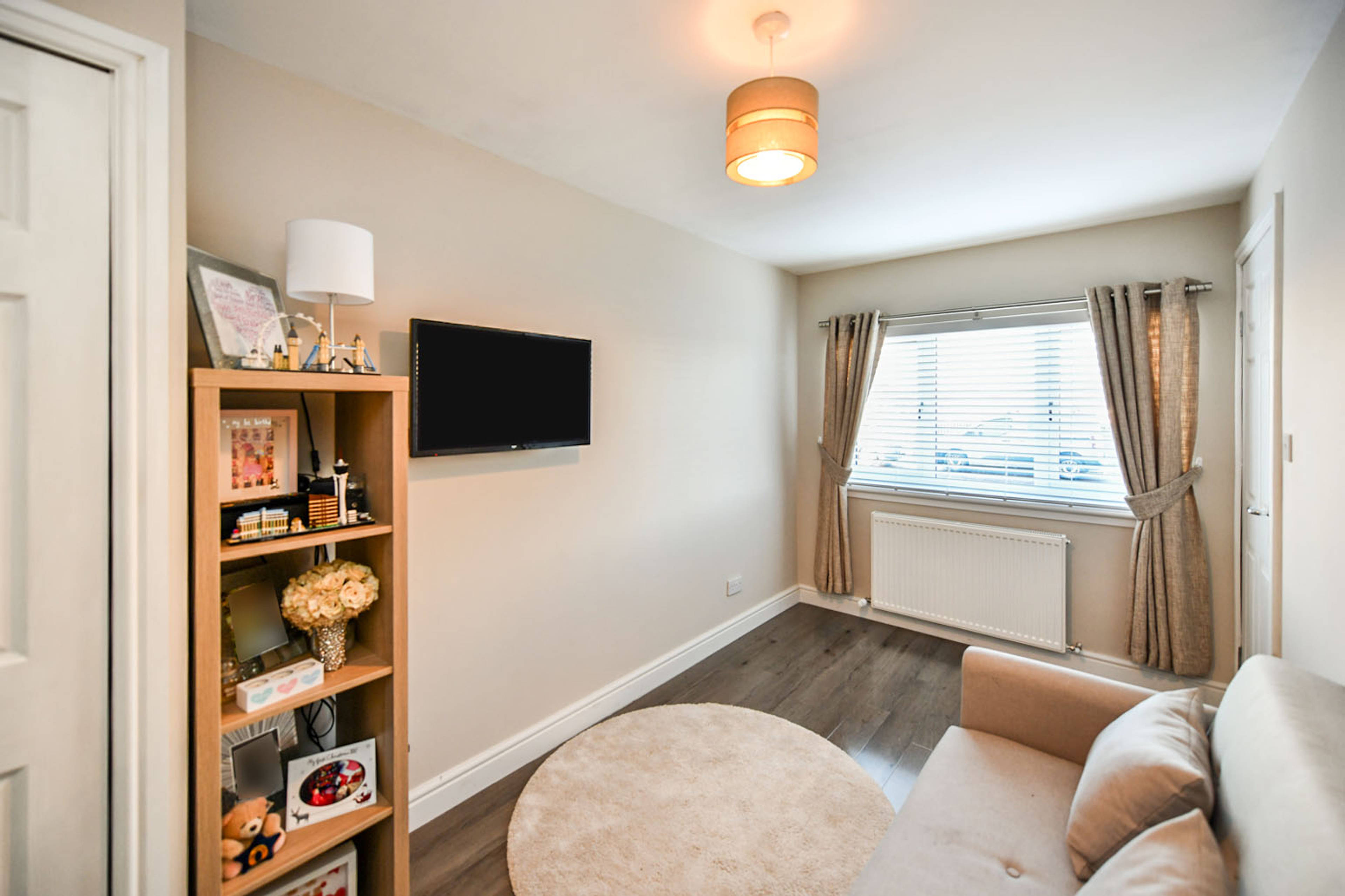 Sitting Room / Bed 3