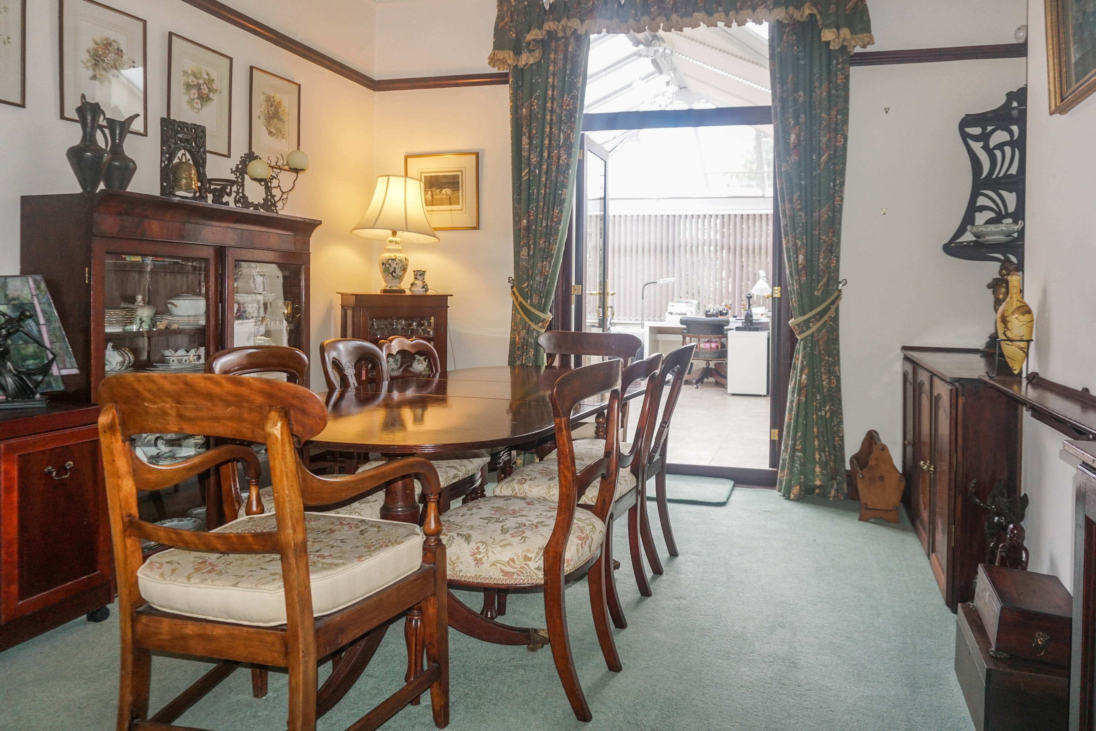 dining room