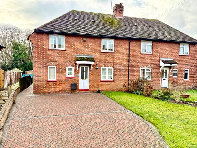 3 bedroom semi-detached house