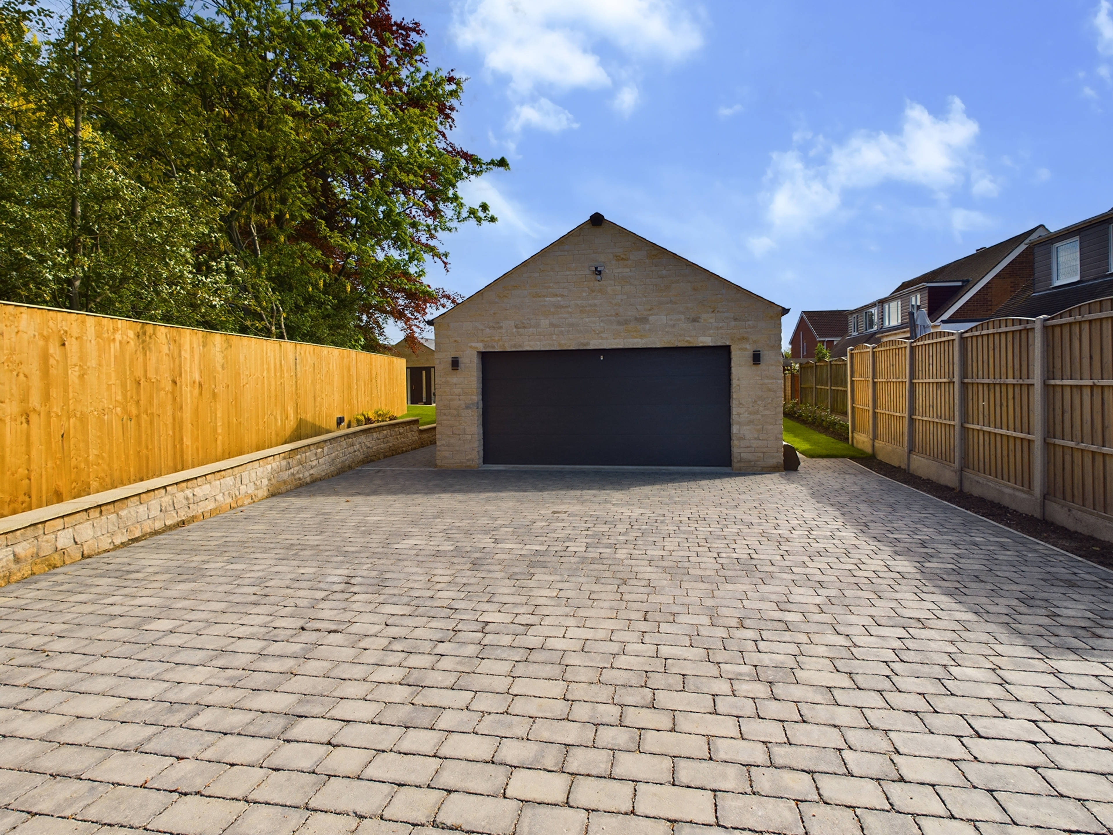 Integral Garage